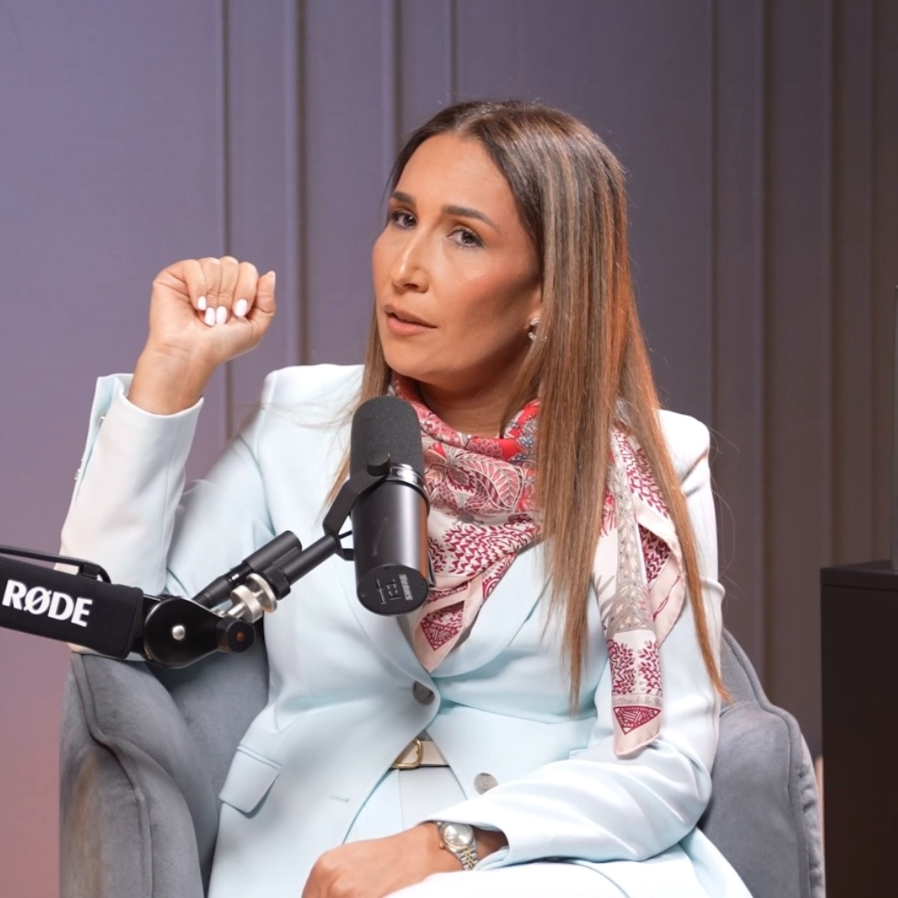The CEO Diaries - يوميات مدير عام