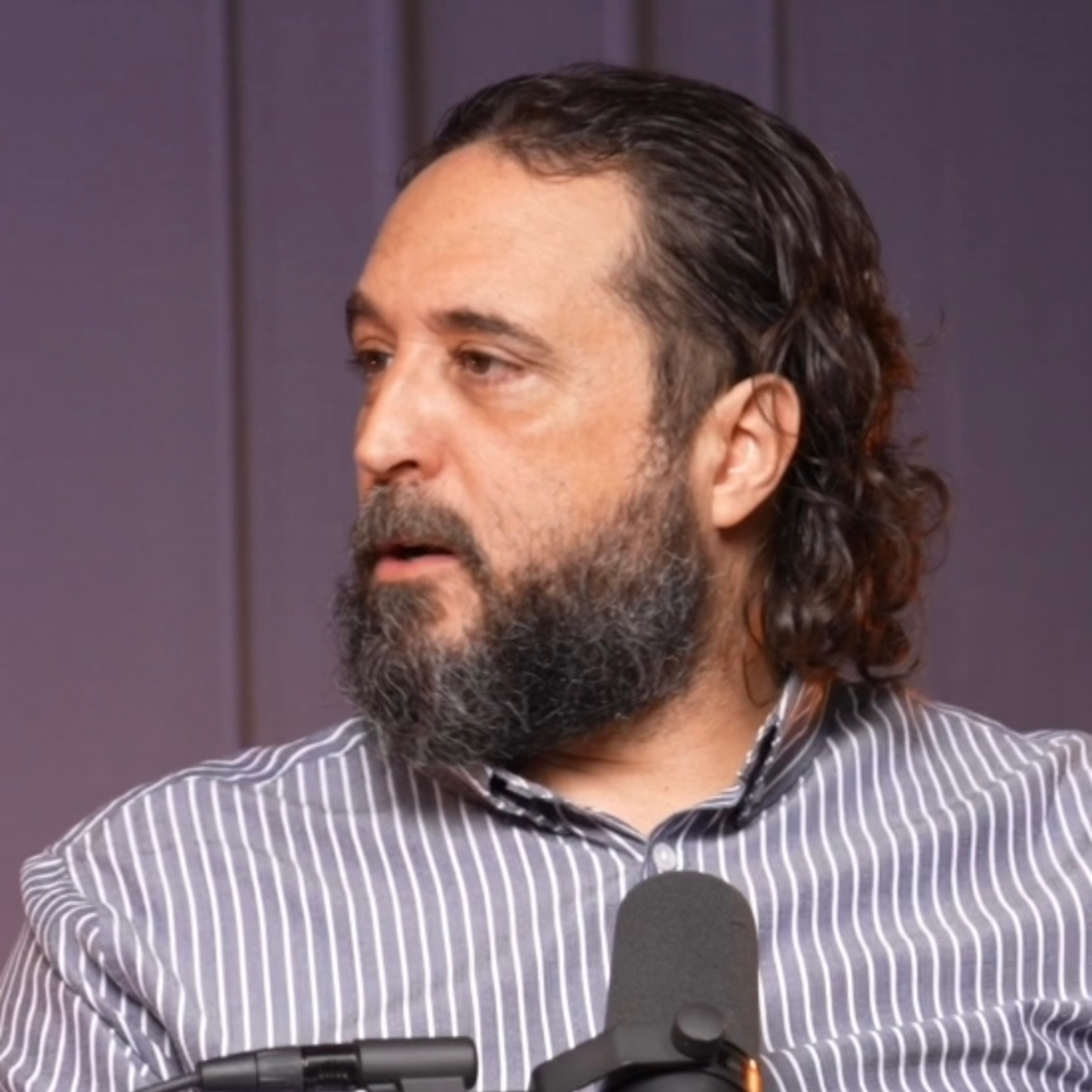 The CEO Diaries - يوميات مدير عام