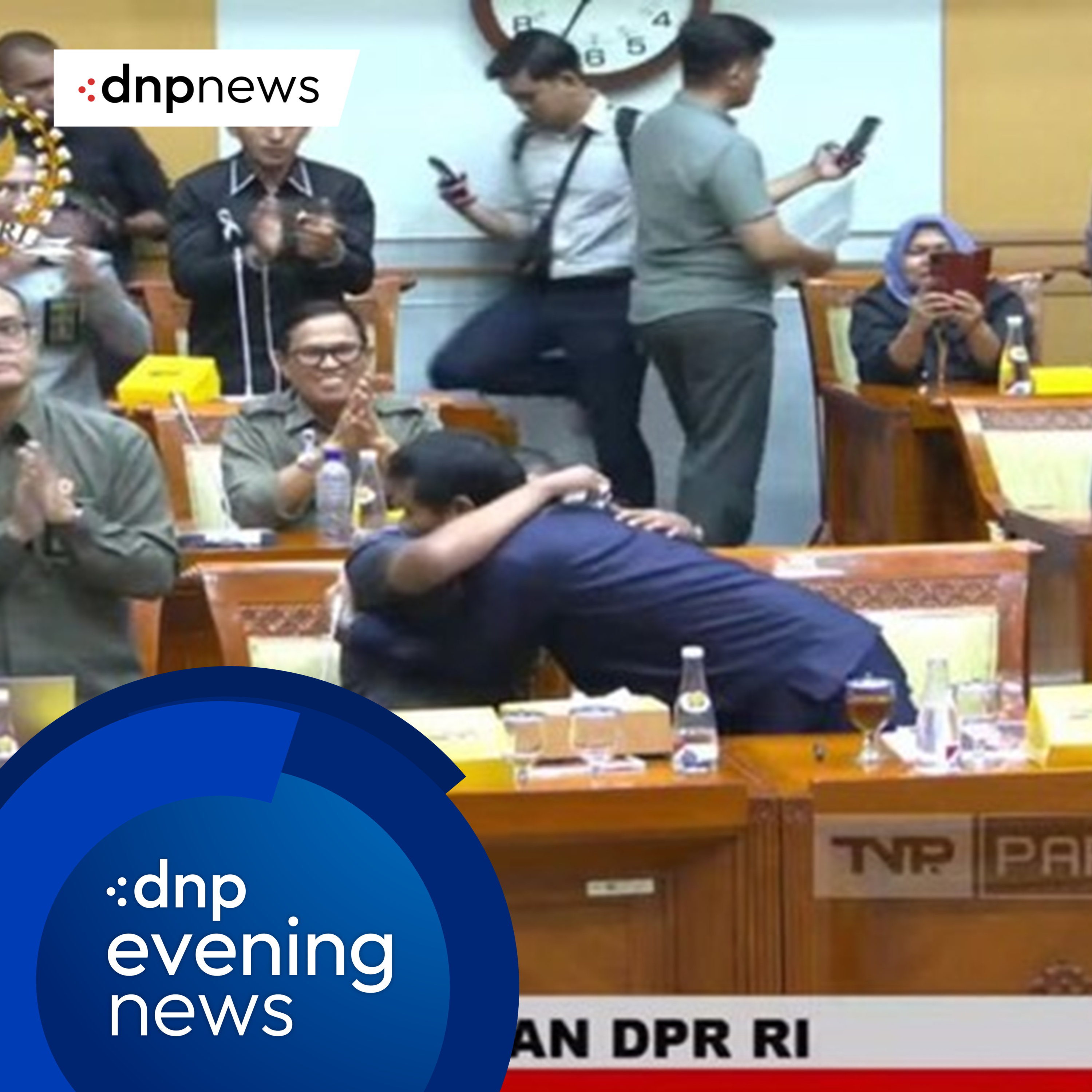 Para Hakim Menangis Mendengar Pernyataan Prabowo - DNP Evening News 2024 (08/10/2024) episode artwork
