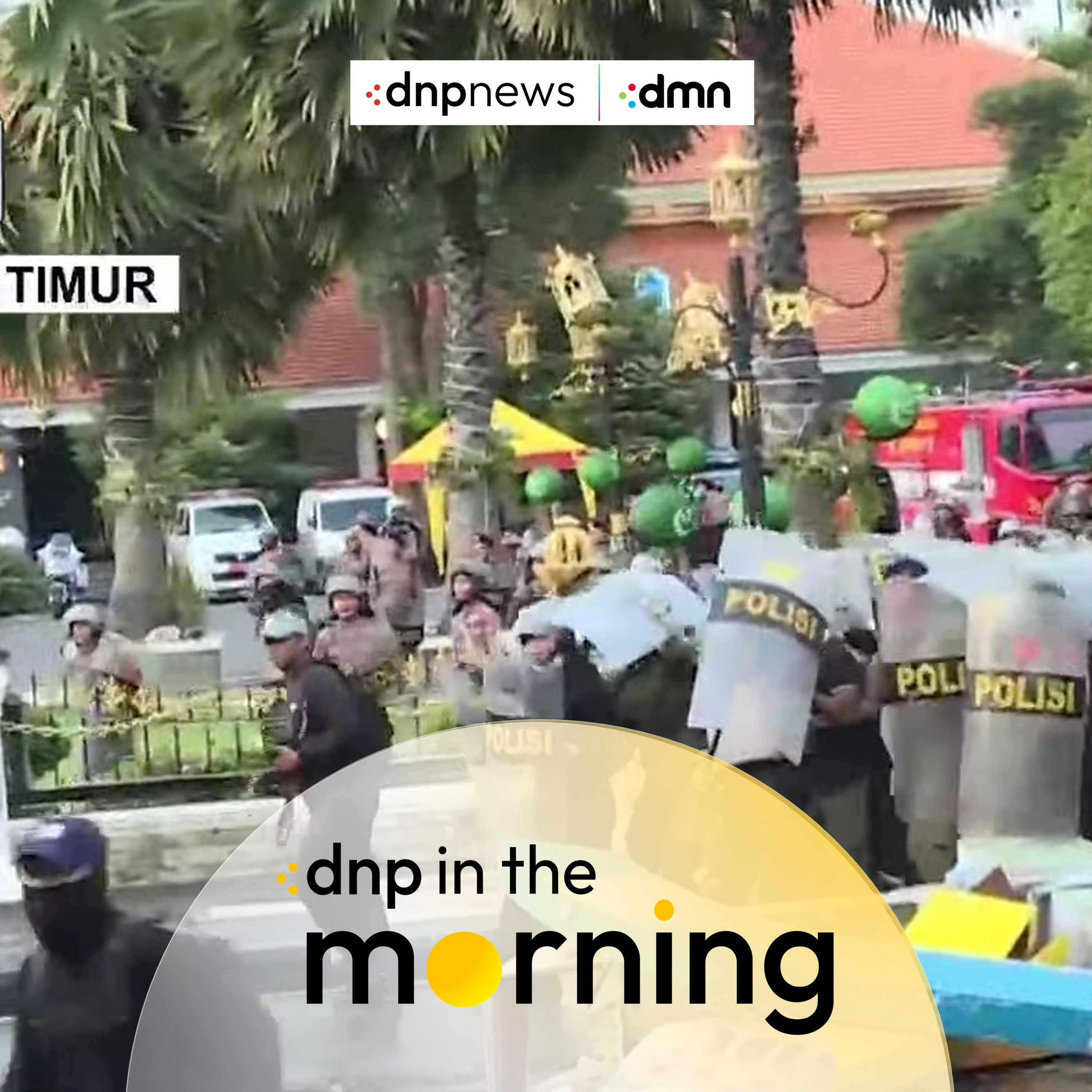 DEMO TOLAK UU TNI DI SURABAYA RICUH! - DNP In The Morning (25/03/2025) episode artwork