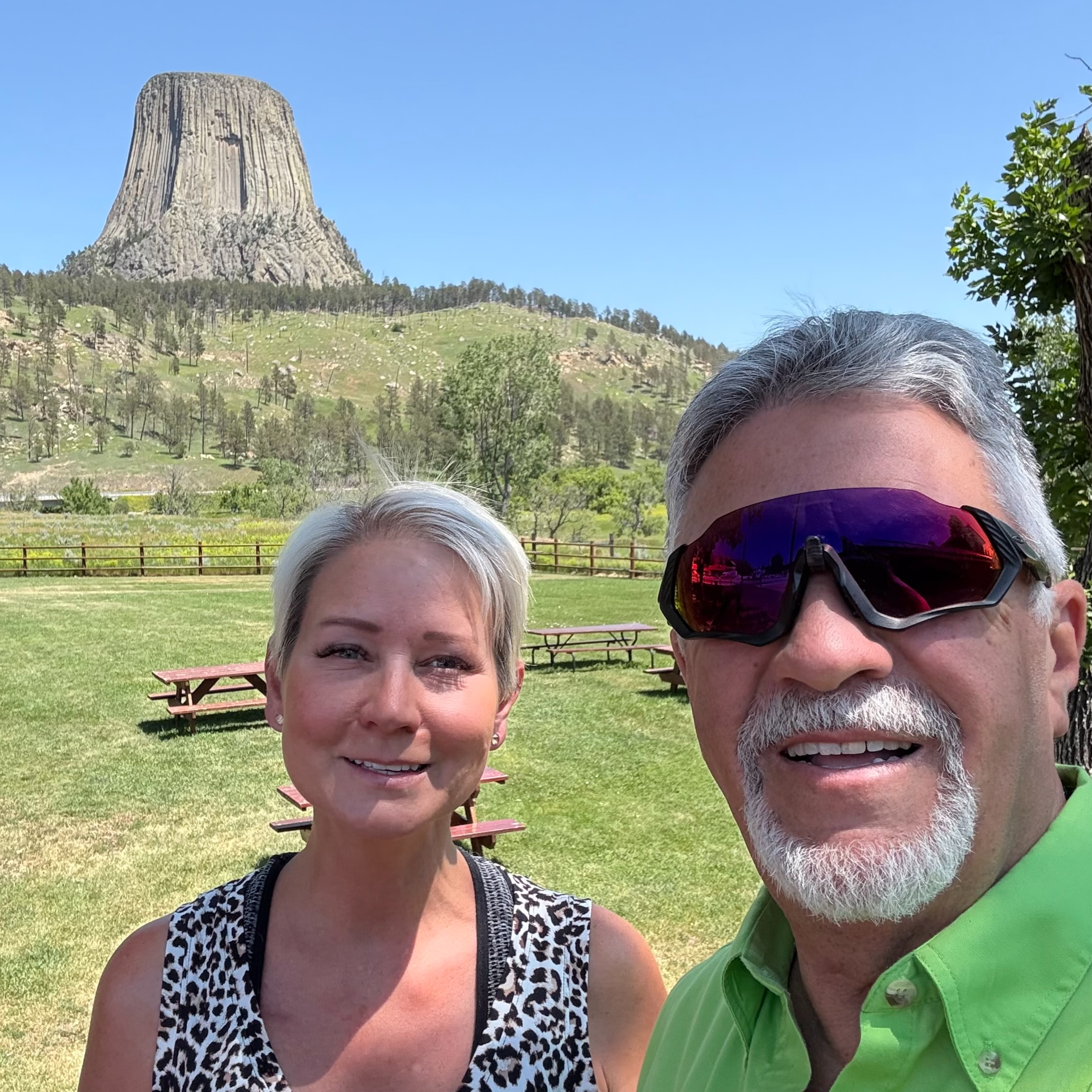 Wheels and Warbles: RV Life with a Texan Songbird and a Cockney