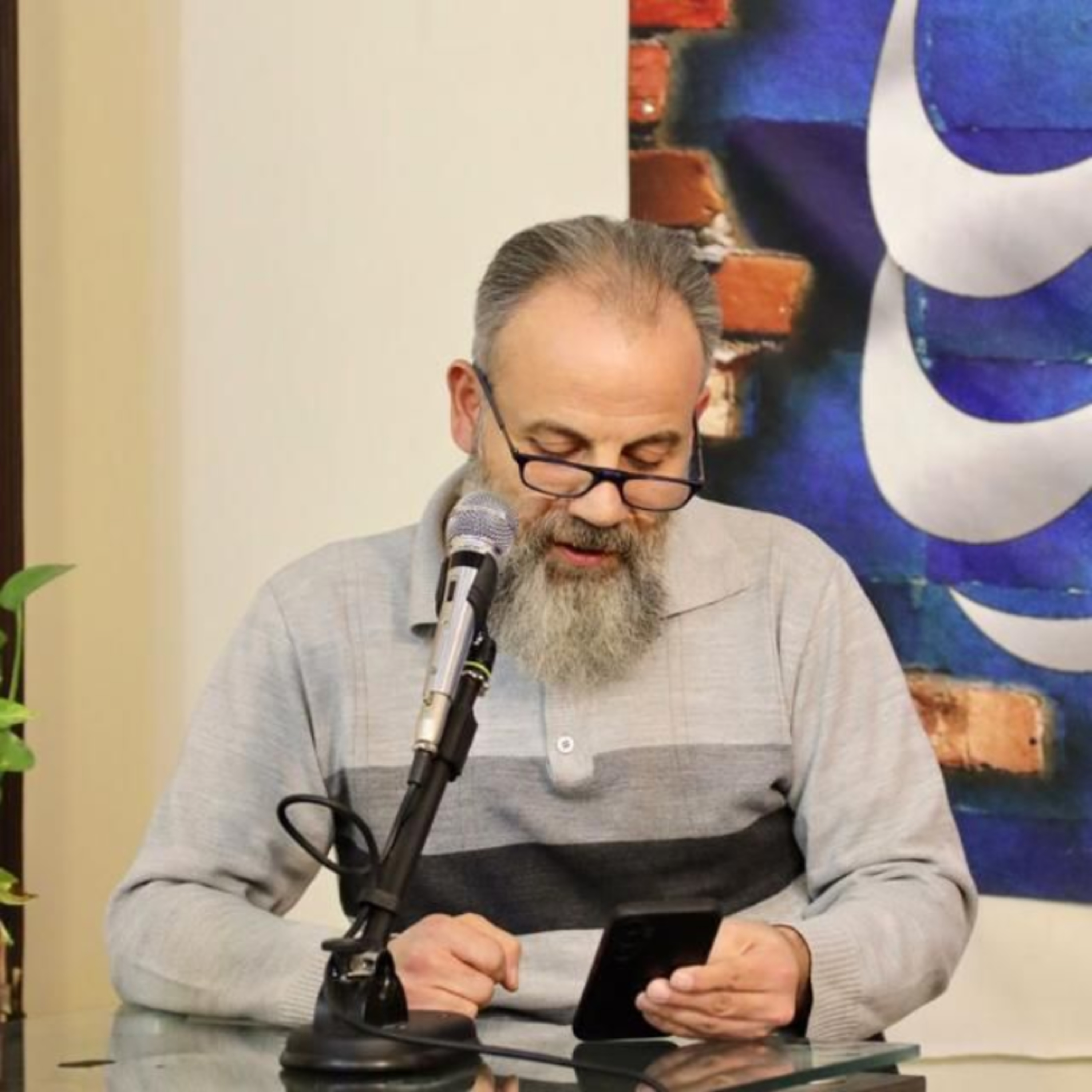 امشب به اوج آسمان
با بال جان پر می زنم✨️💖