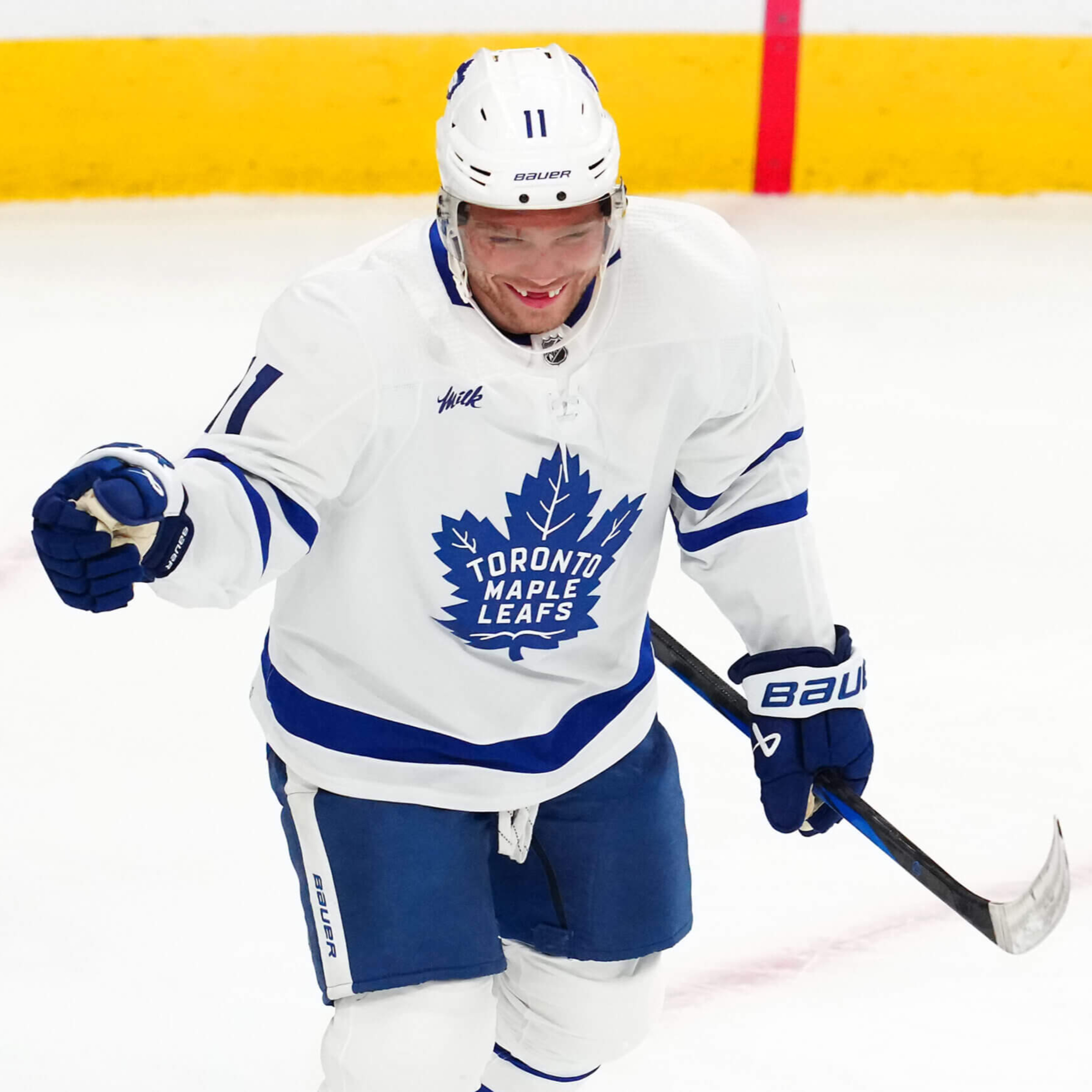 Maple Leafs Surge: Robertson and Steeves Shine in Weekend Victories