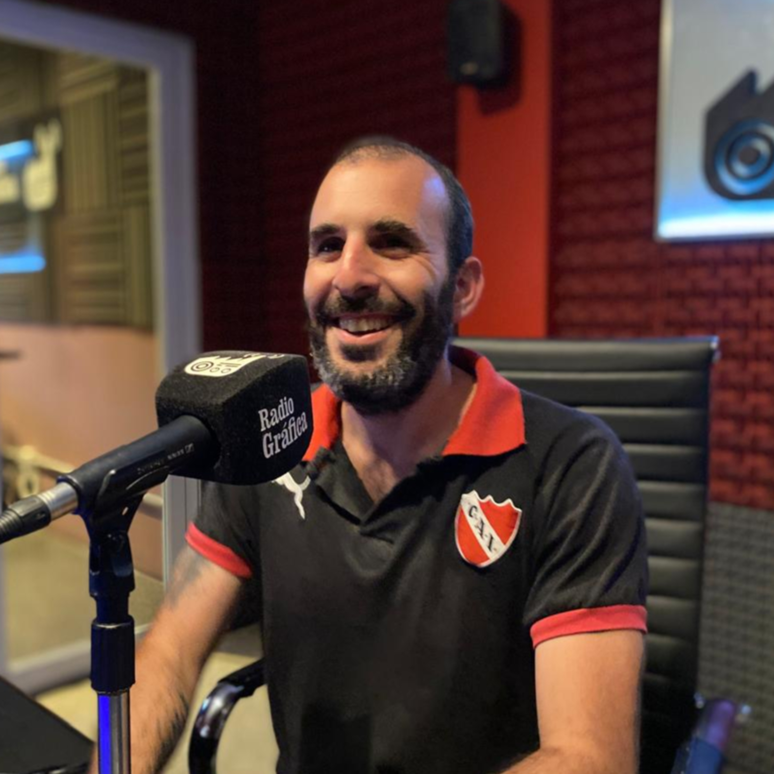 Nehuén Gusmerotti con Laucha Fernández Elem | El Cafecito #19 episode artwork