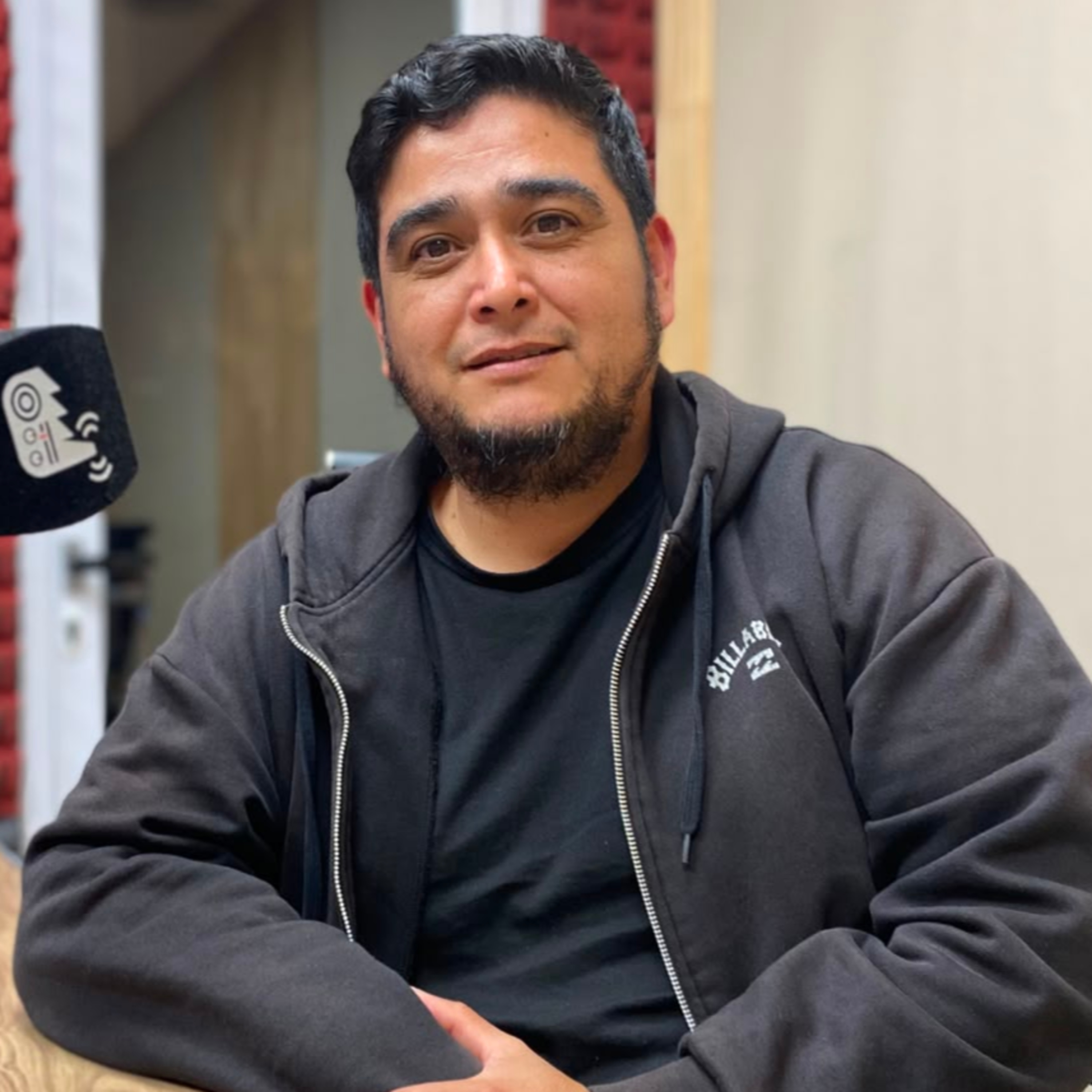 Alejandro "Peluca" Gramajo con Laucha Fernández Elem | El Cafecito #78 episode artwork