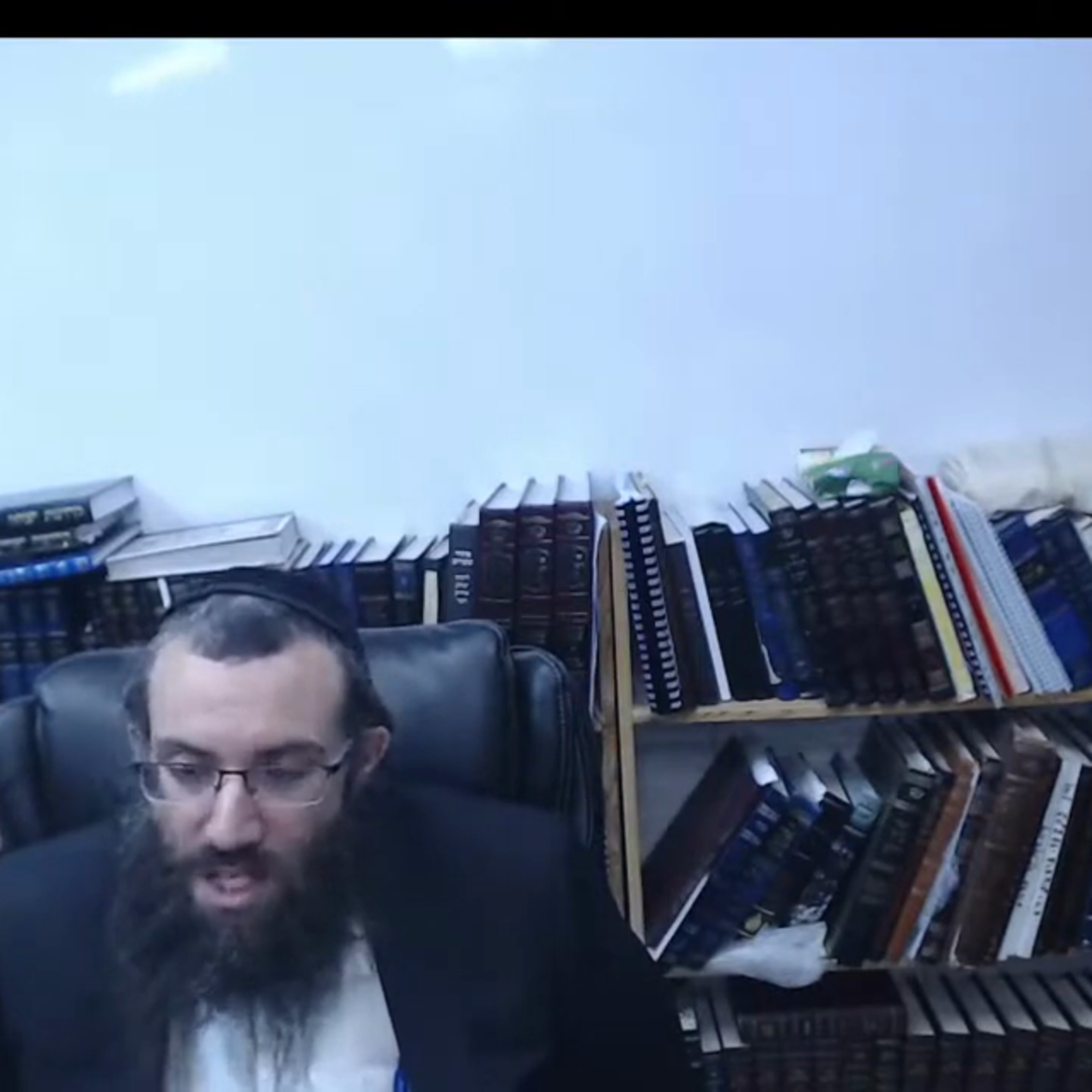 18 שער העקודים פרק ב חלק ד | אוצרות חיים למתחילים | הרב אריאל סיבוני | שיעורים והקדמות לחוכמת הקבלה episode artwork