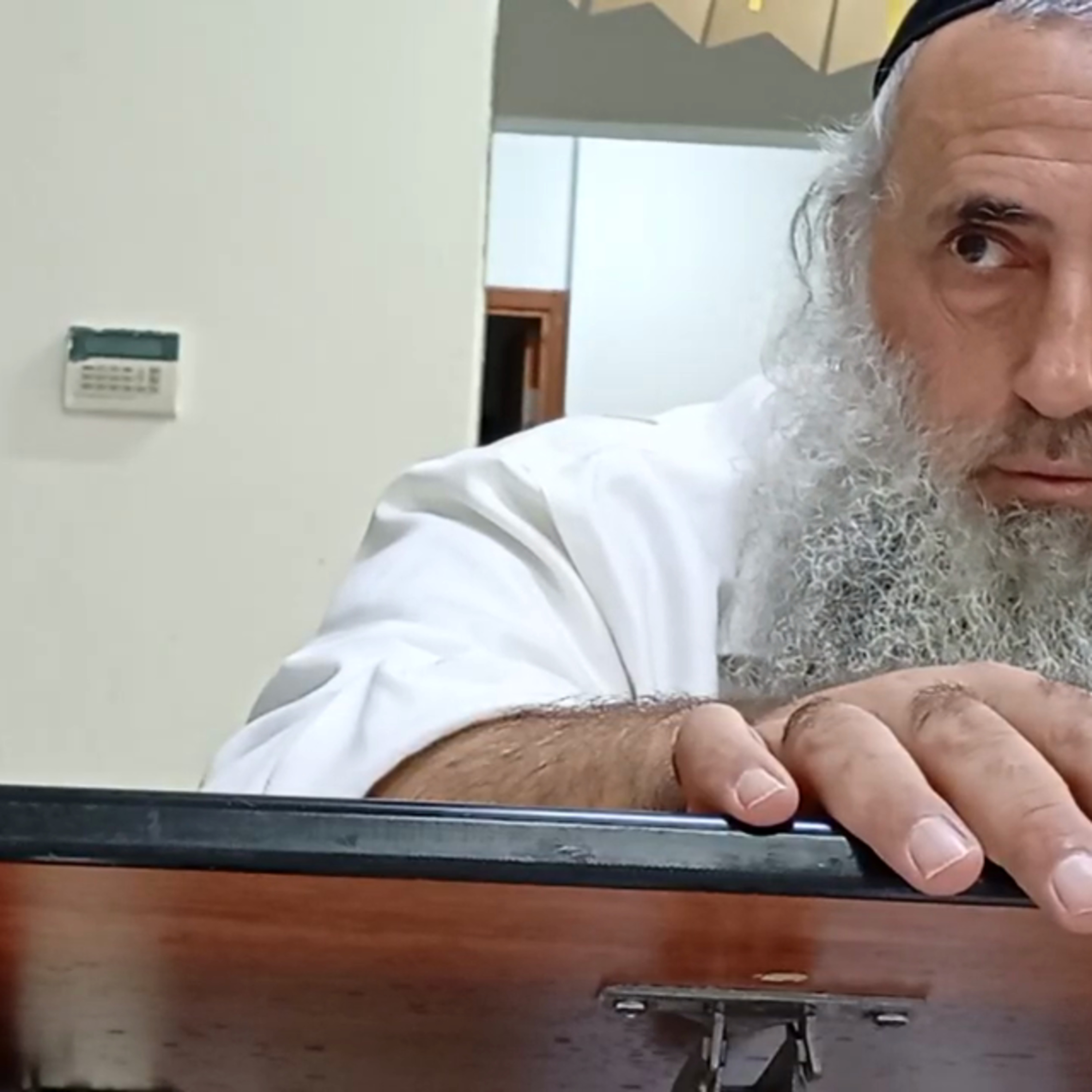 הרב שי אסיא- שער הגלגולים-הקדמה ב episode artwork