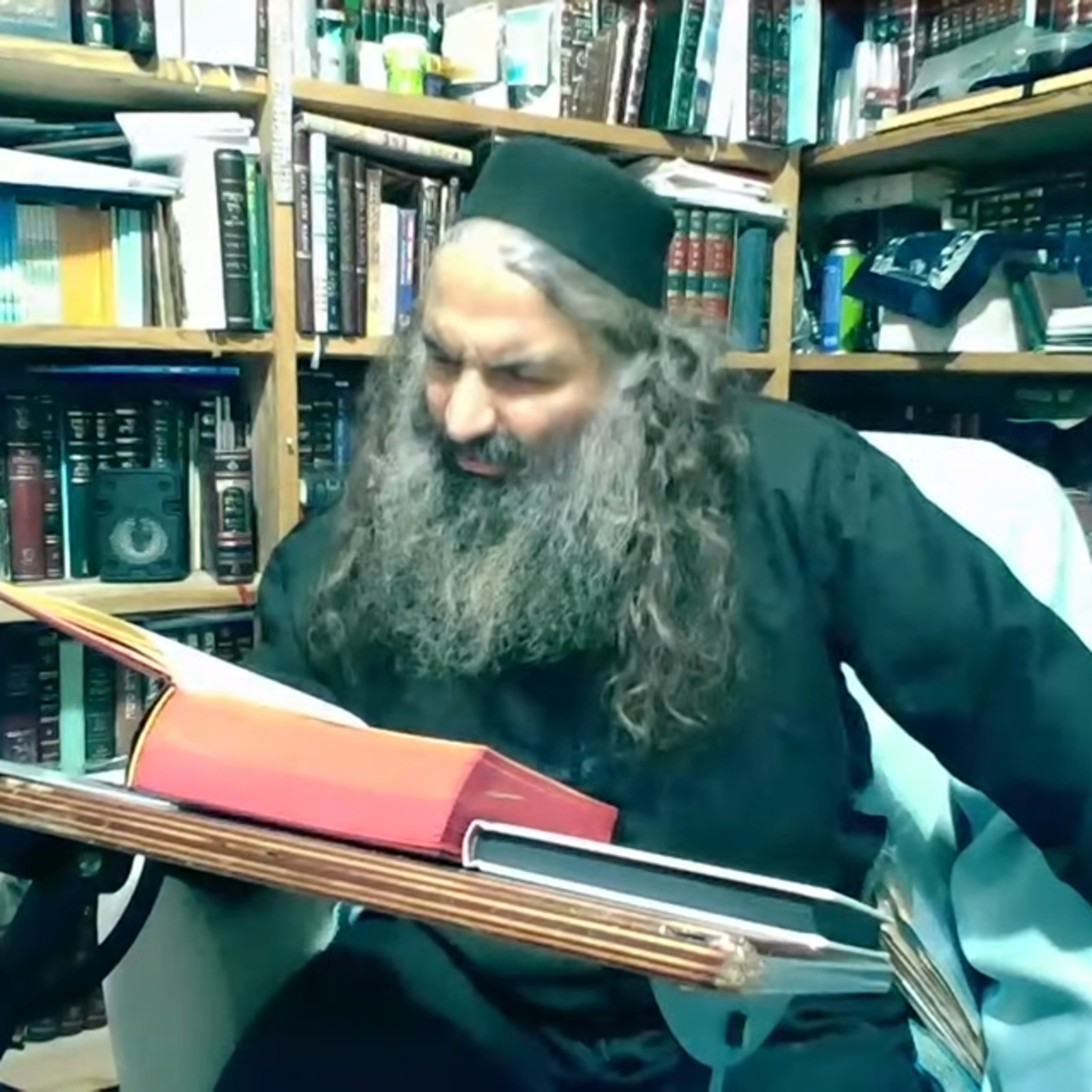 רב פעלים 3 סוד כתיבה על צלחות רפואה episode artwork