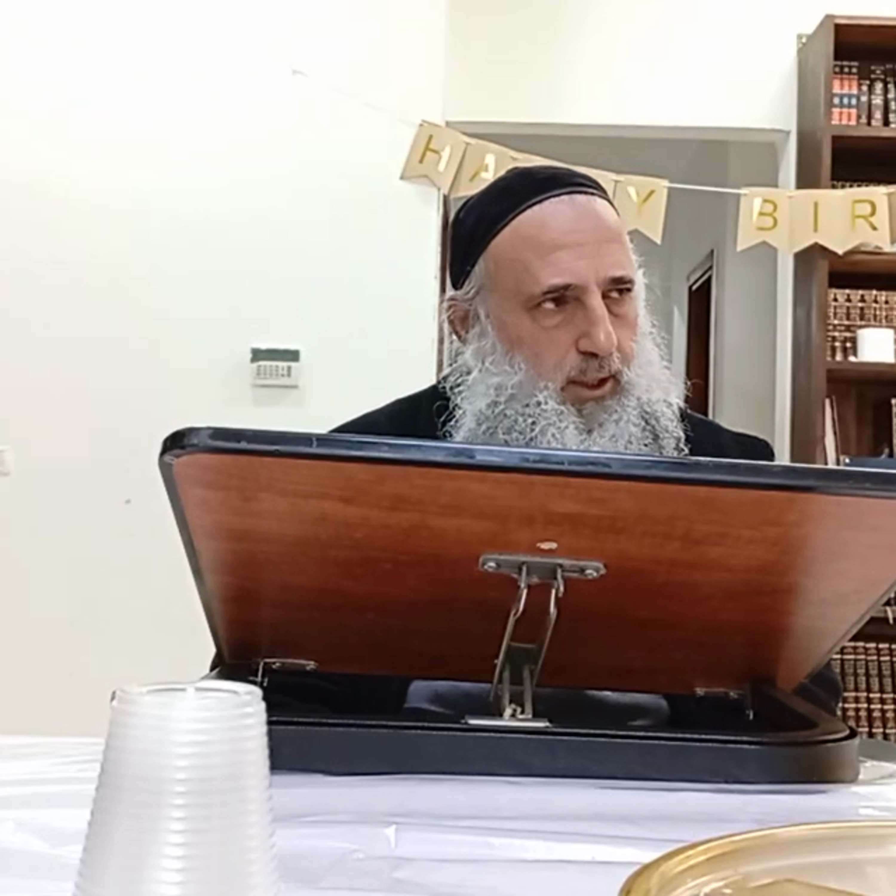 הרב שי אסיא-שער הגלגולים-הקדמה ח ט episode artwork