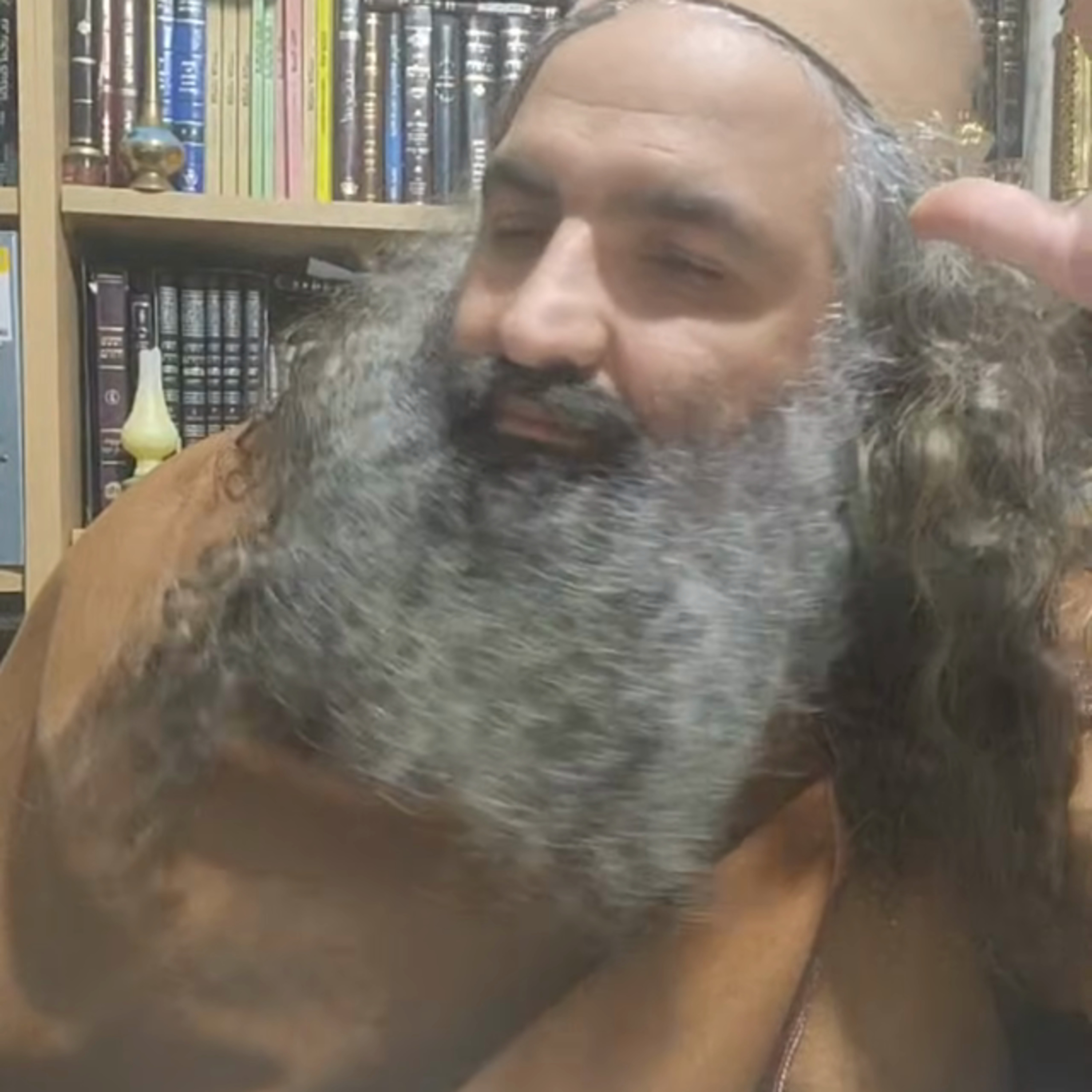 ברית מנוחה 7 ניקוד הראשון episode artwork