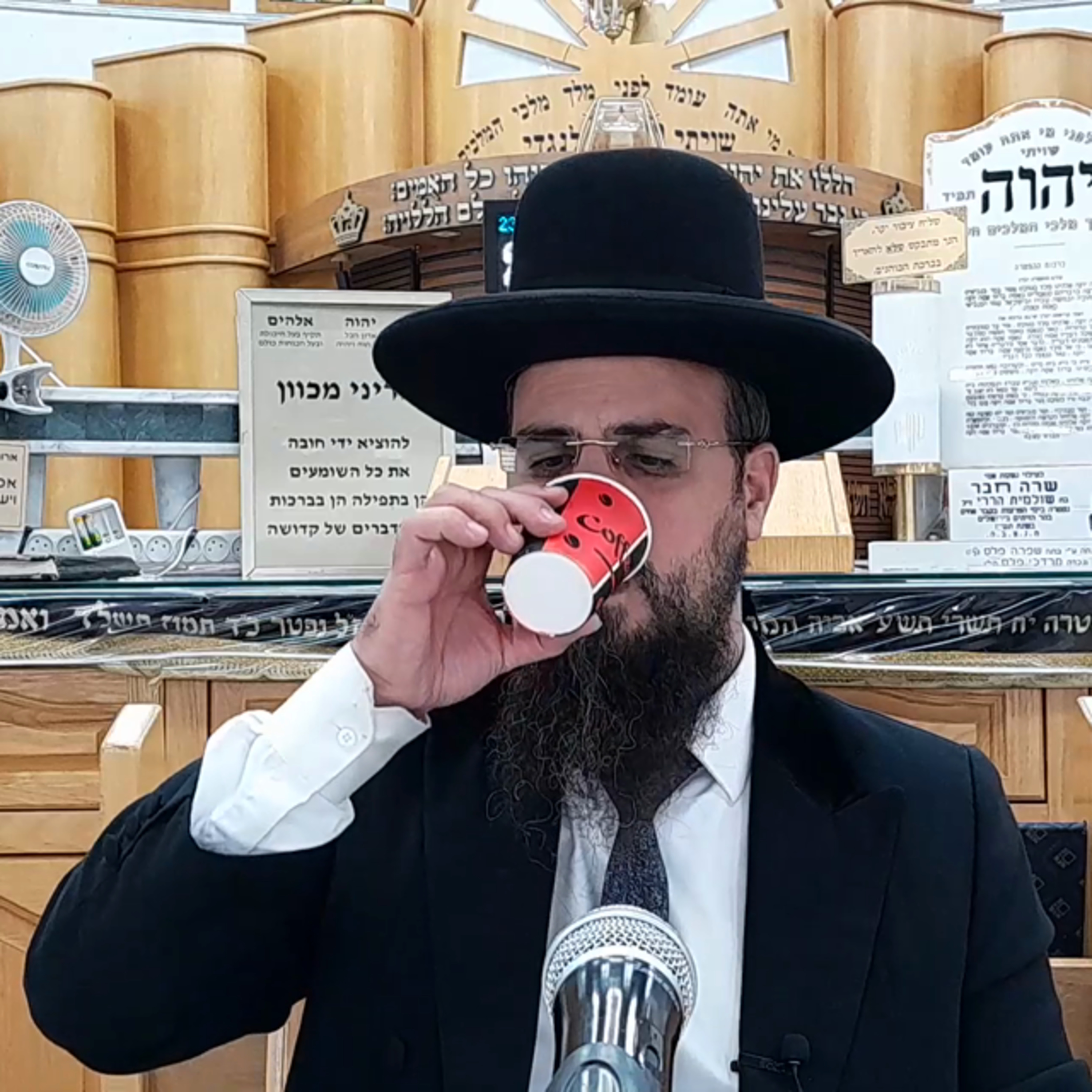 מו"ר הגאון הרב שקד בוהדנה שליט"א - שער המצוות שיעור נה': דין השביעית והיובל episode artwork
