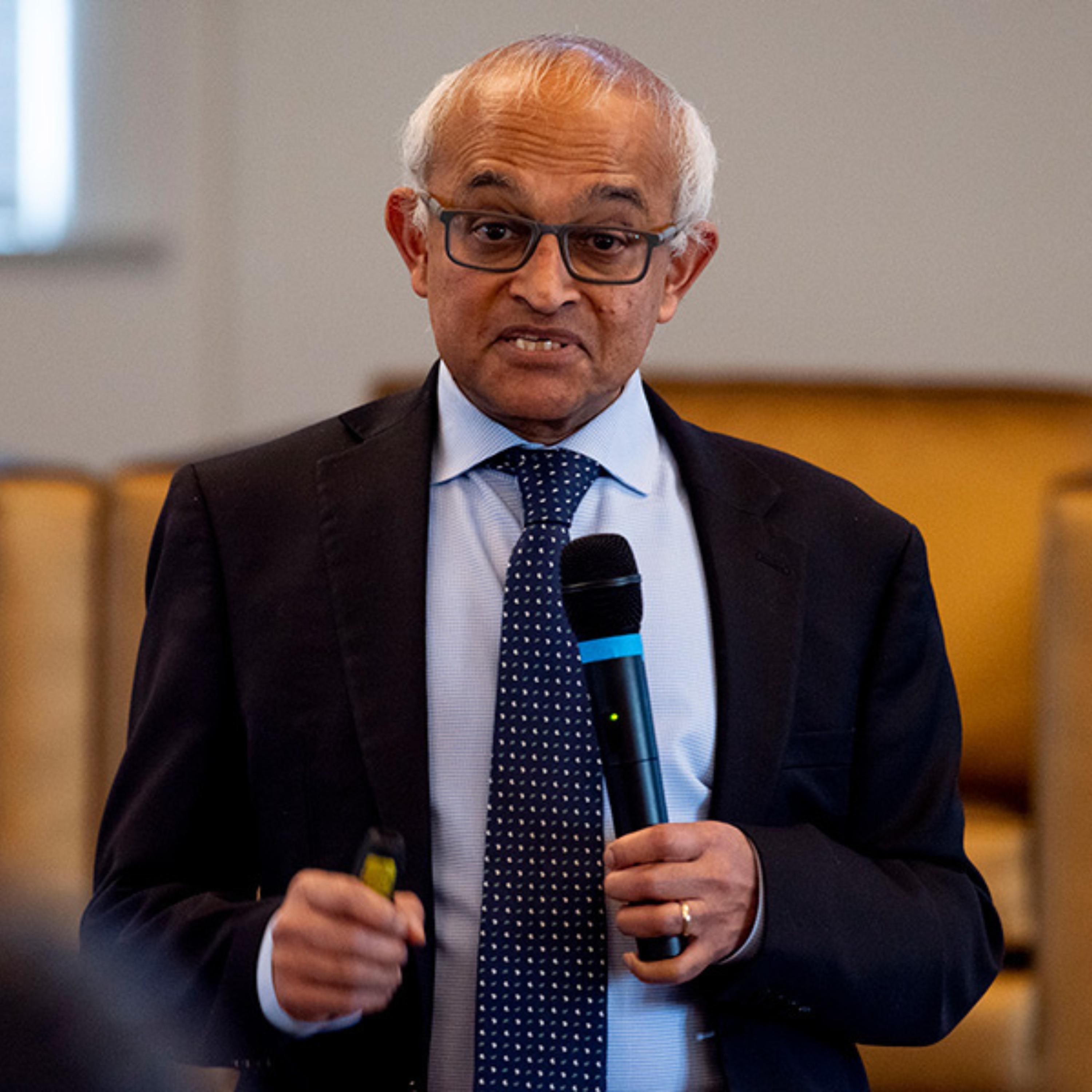 Live from the Buffett Reading Room