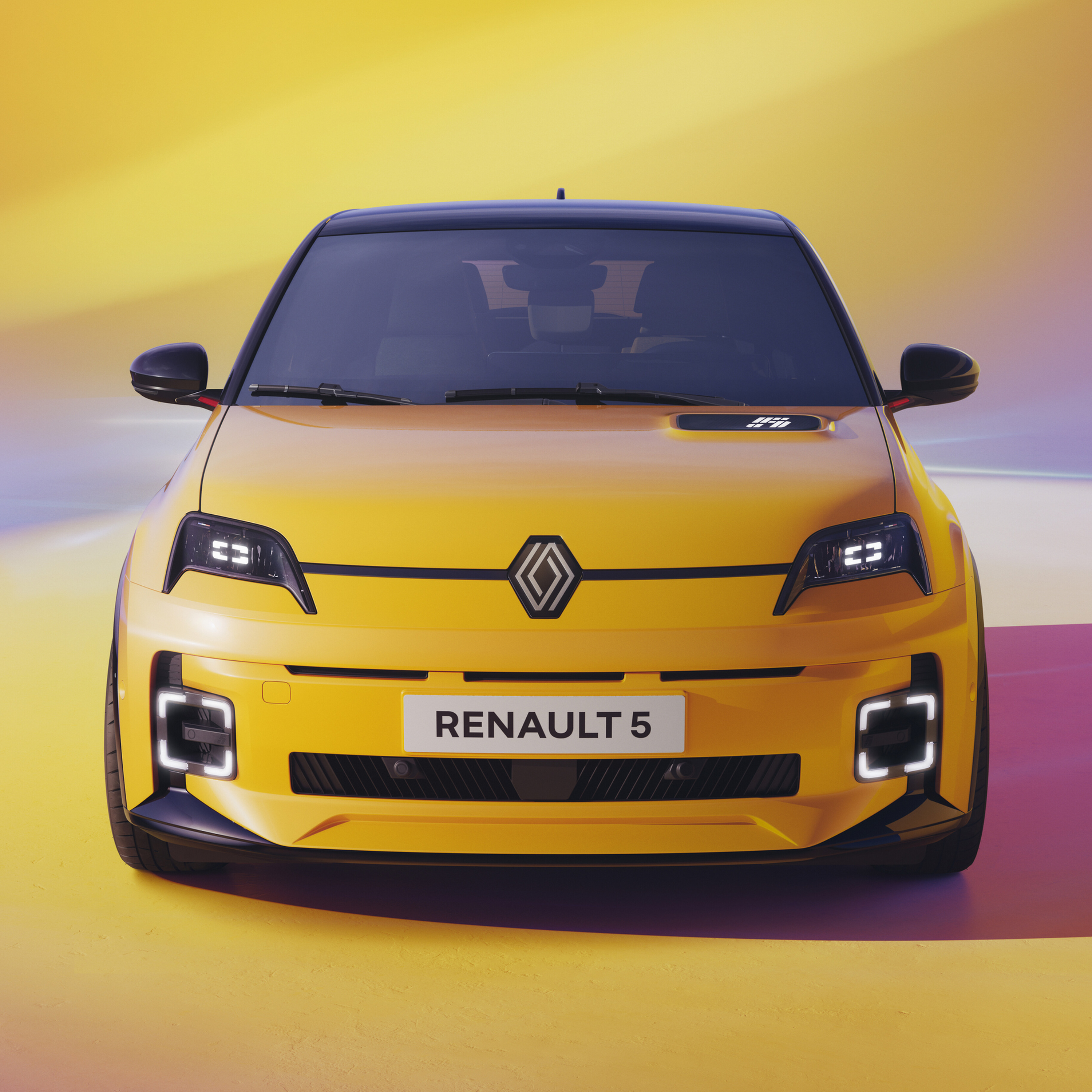 L’histoire de Renault : des chars d'assaut à la R5 episode artwork
