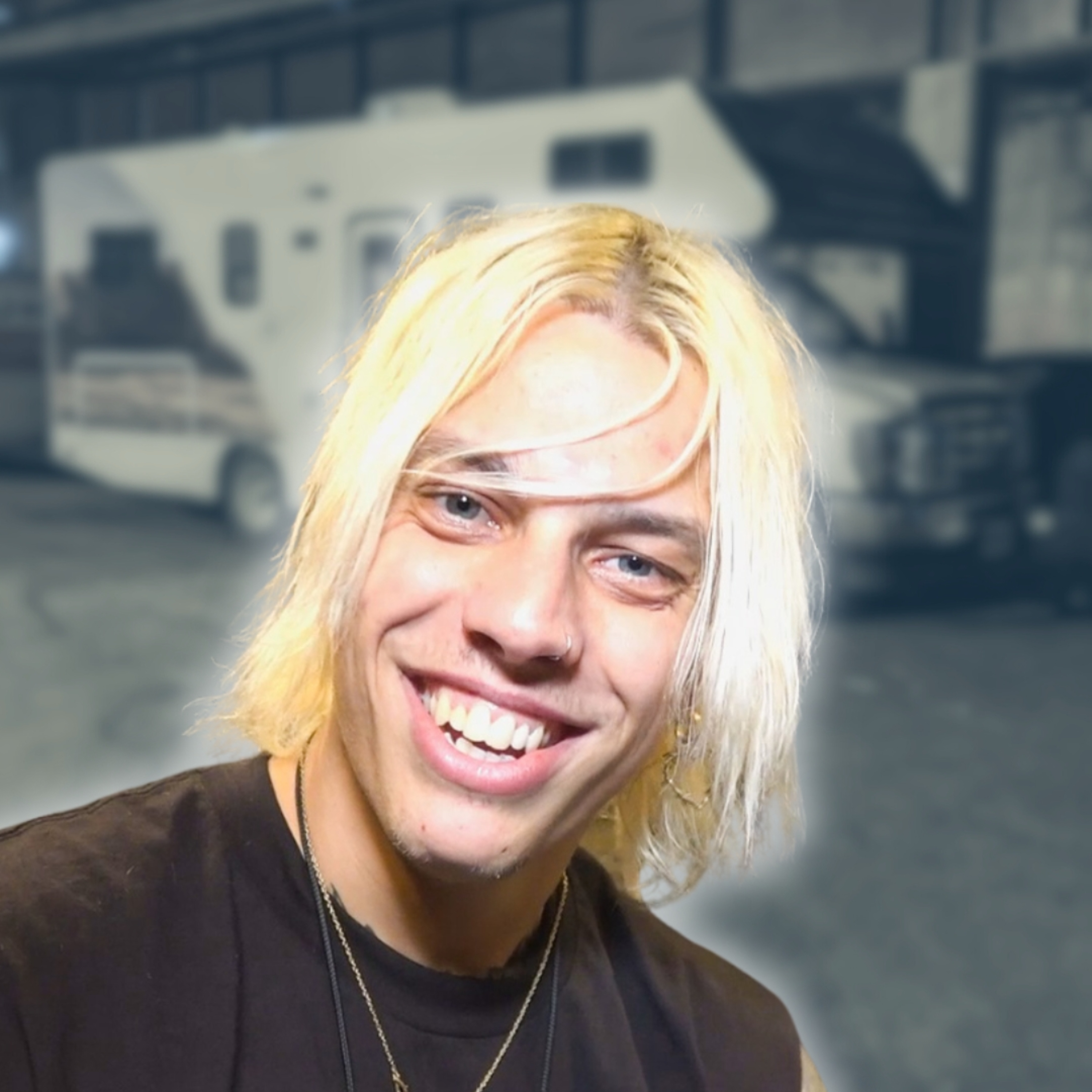 Cabal - BUS INVADERS Ep. 1968