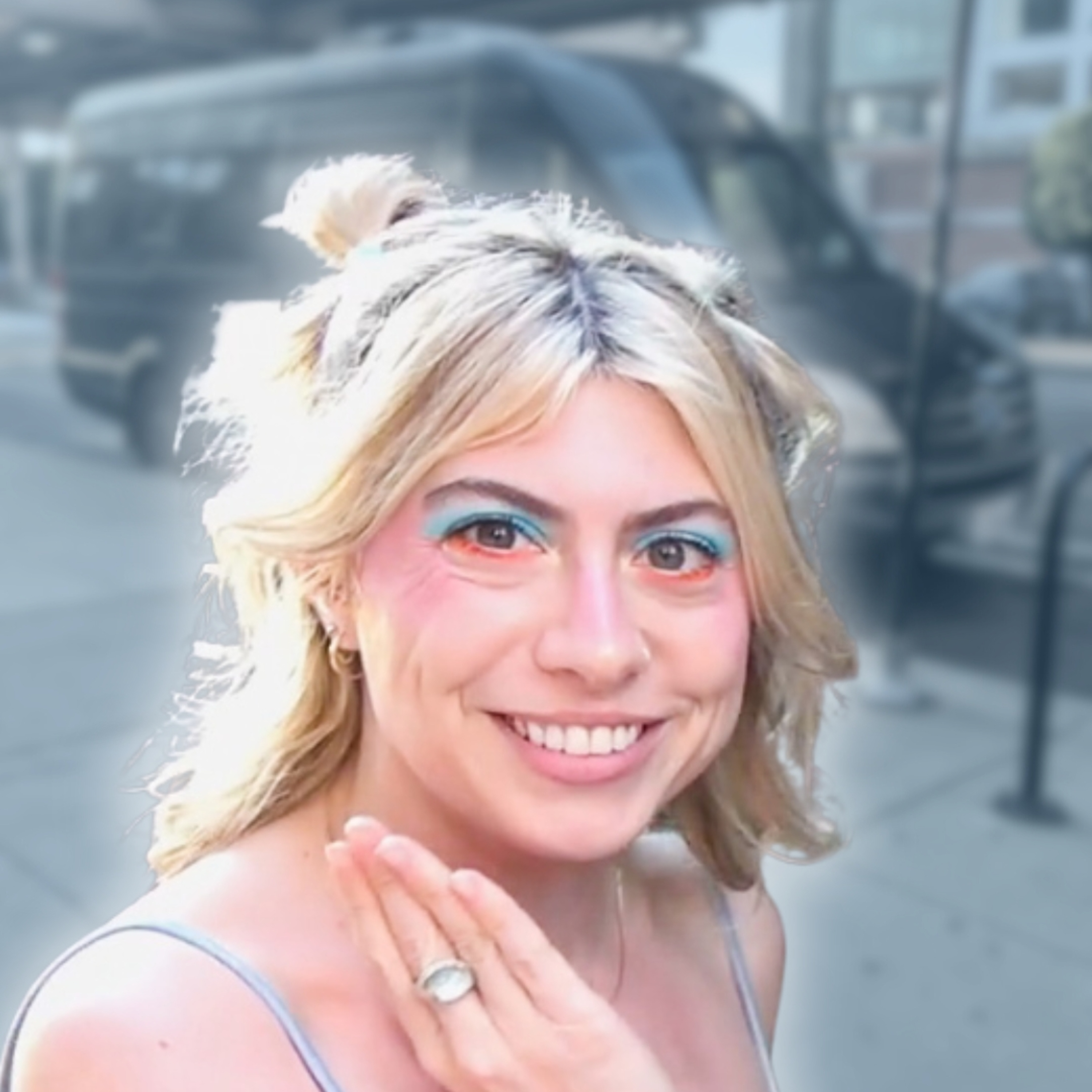 Charly Bliss - BUS INVADERS Ep. 1970