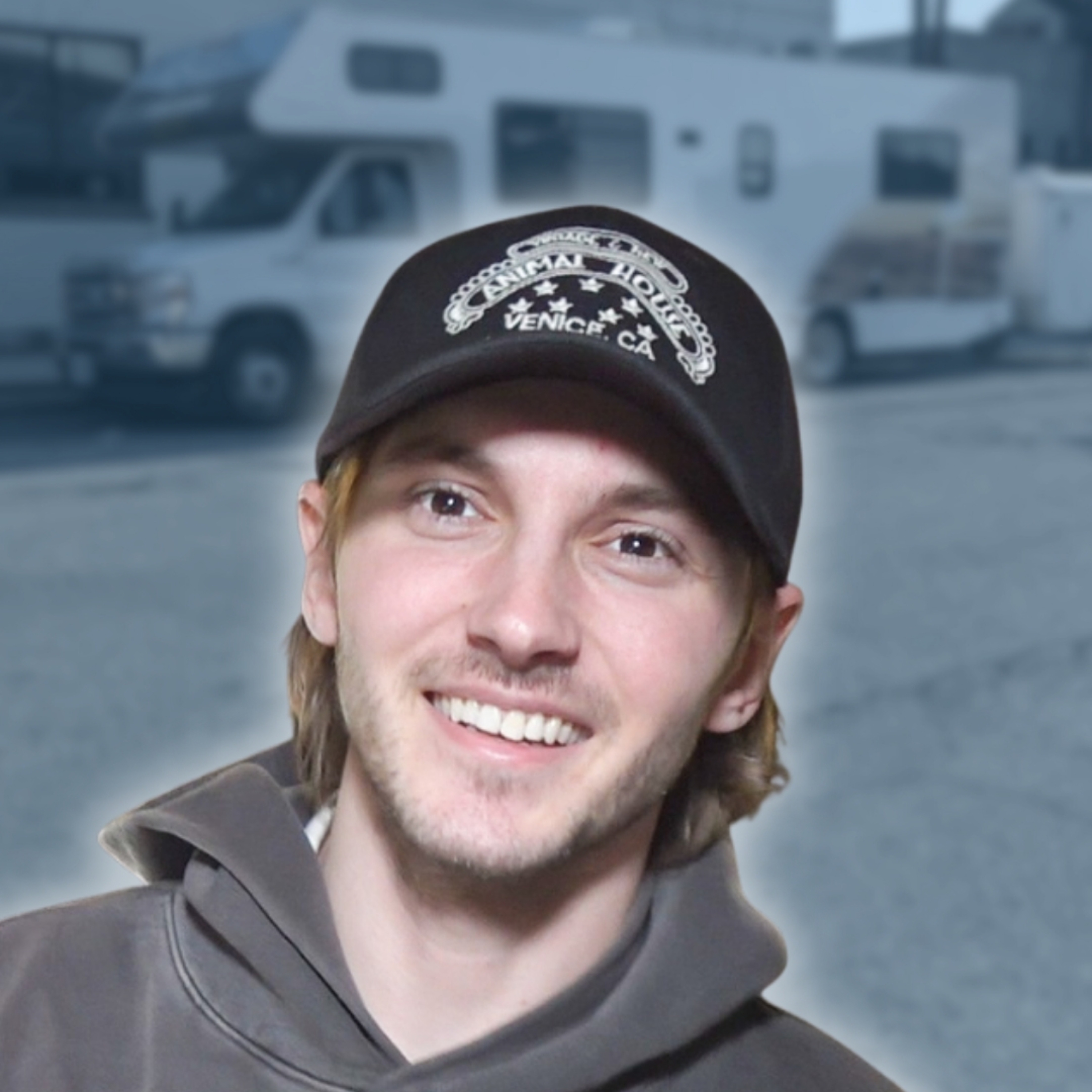 True North - BUS INVADERS Ep. 2072