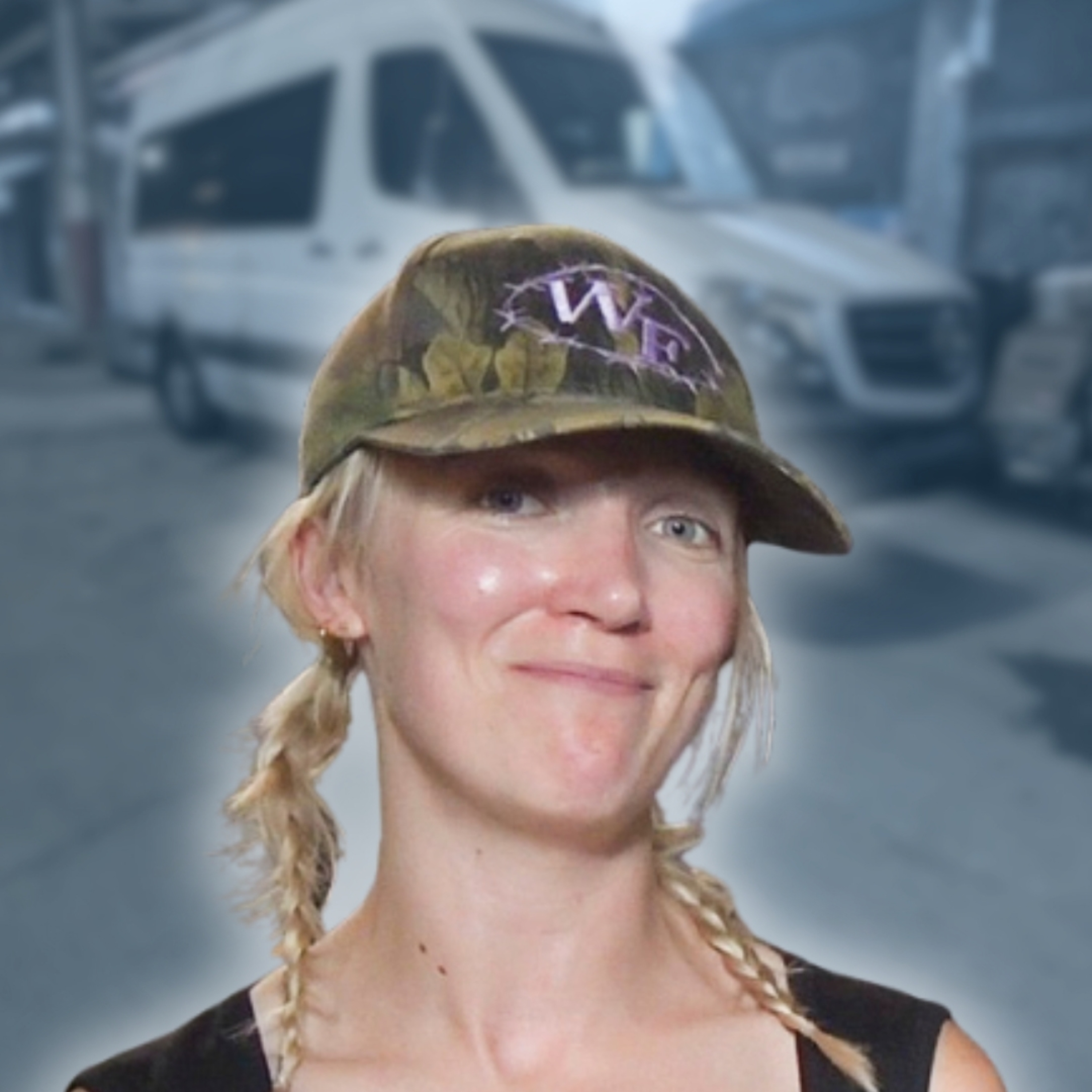 Winona Fighter - BUS INVADERS Ep. 2238 episode artwork