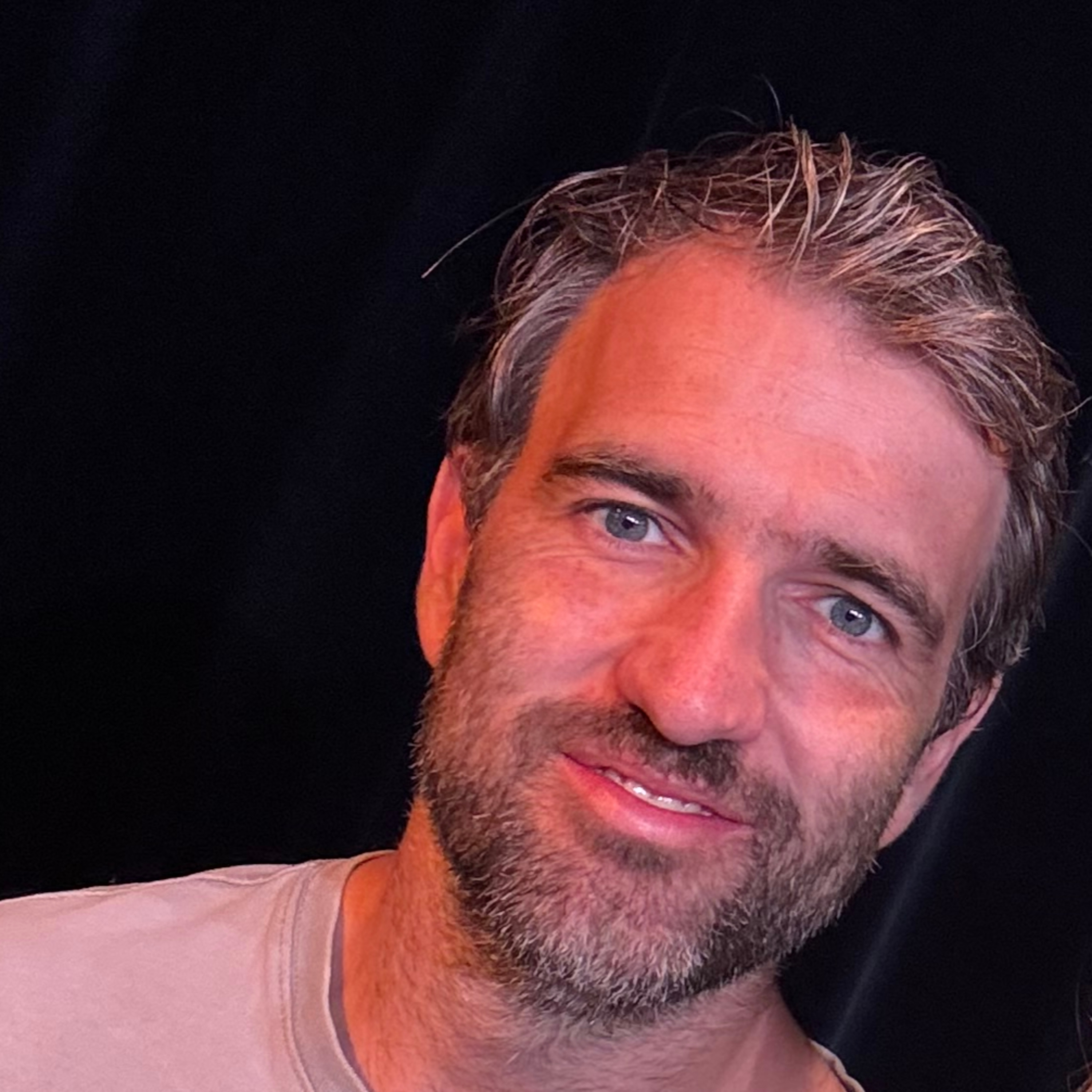 MC What she sees - gesprek met De Theatertroep - Patrick Duijtshoff episode artwork