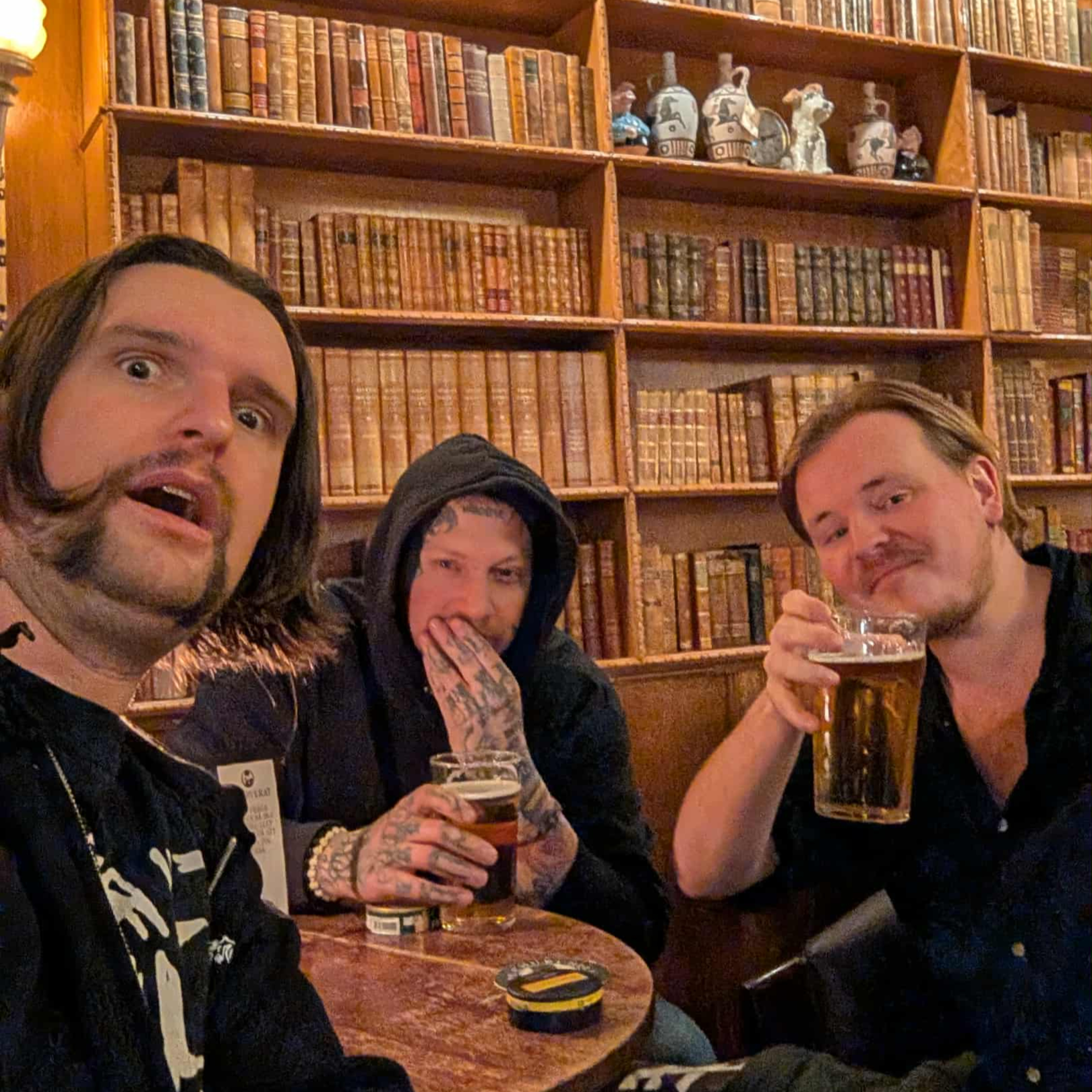 150. Churchill Arms (Med Marcus Thapper) 150. Churchill Arms (Med Marcus Thapper)