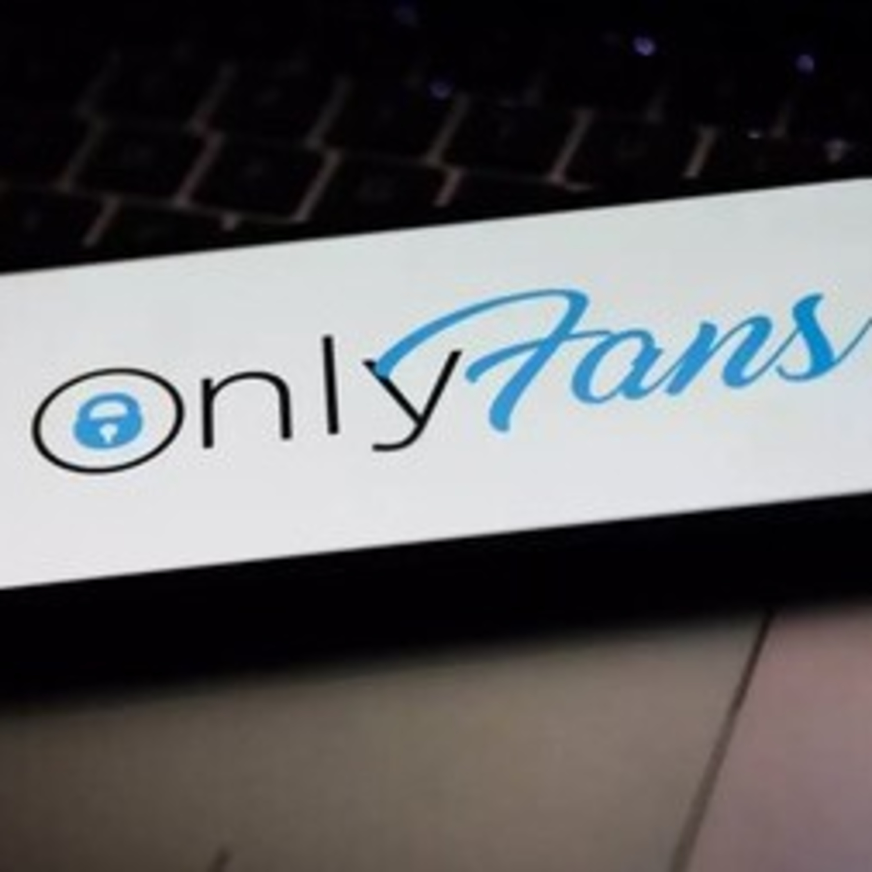 famosos en onlyfans, controversias y límites éticos episode artwork