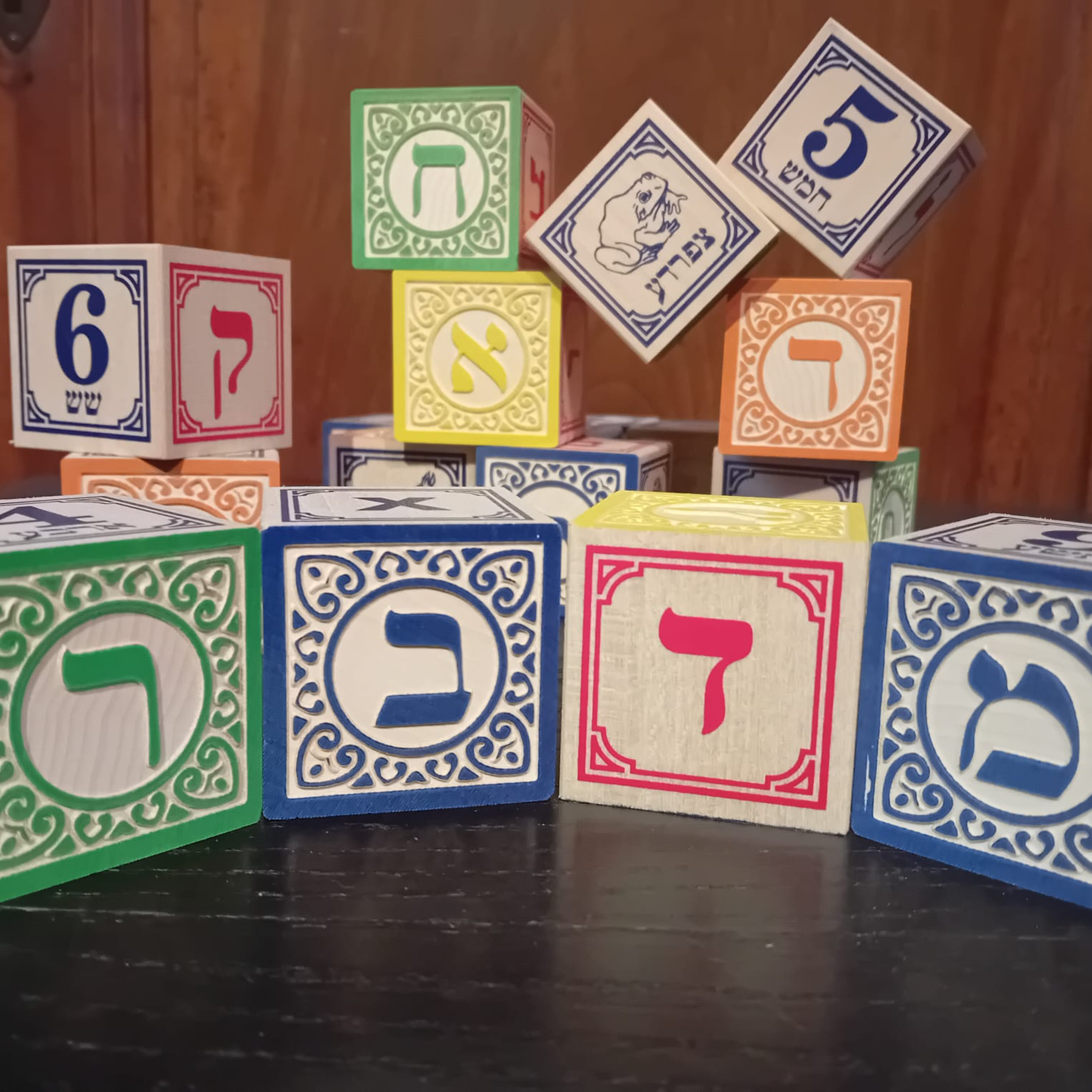 Divre-Shir – דִּבְרֵי שִׁיר. Un podcast su parole ebraiche e poesia