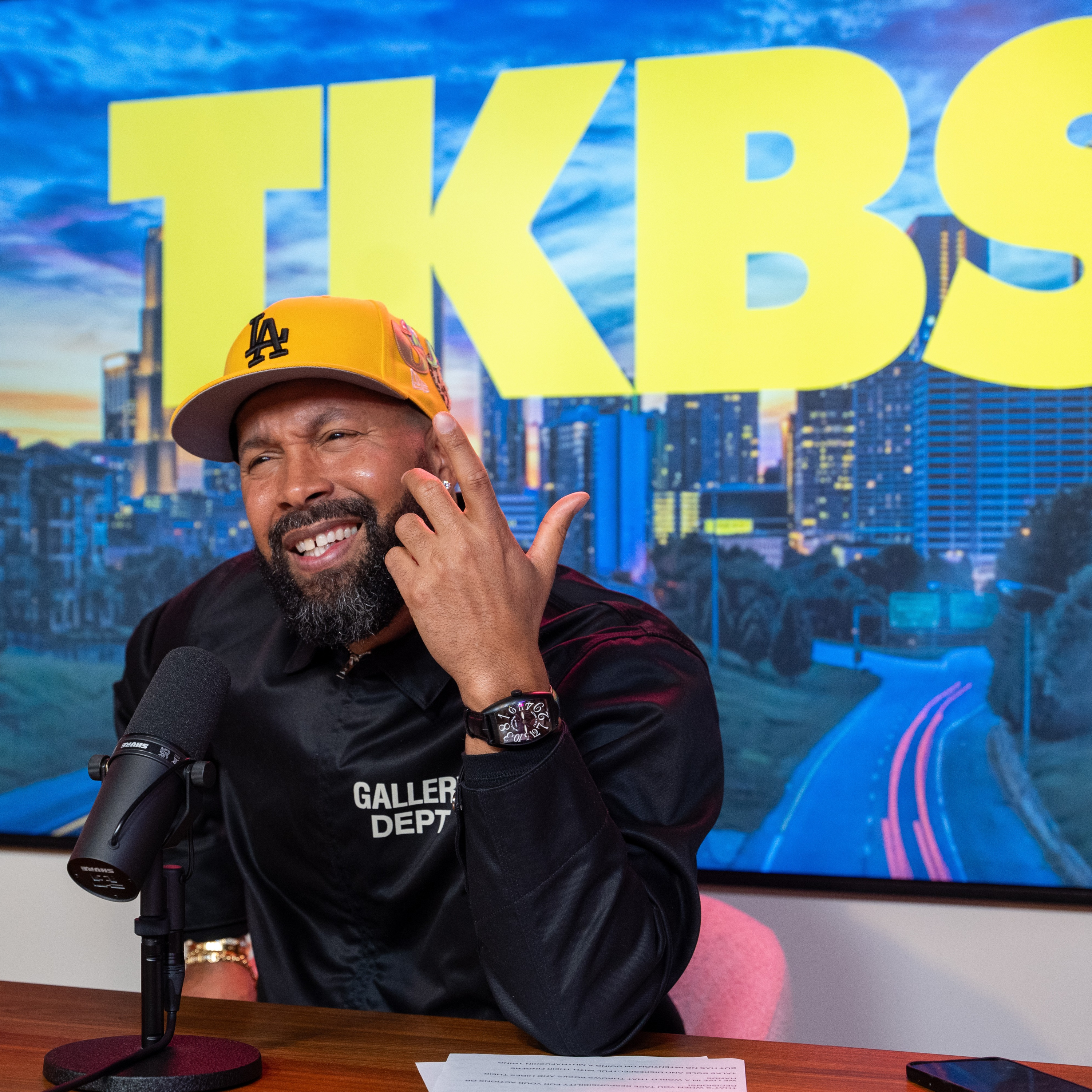 🎥 THE KENNY BURNS SHOW EP. 114: YOU CAN’T MAKE THIS SH!T UP! episode artwork