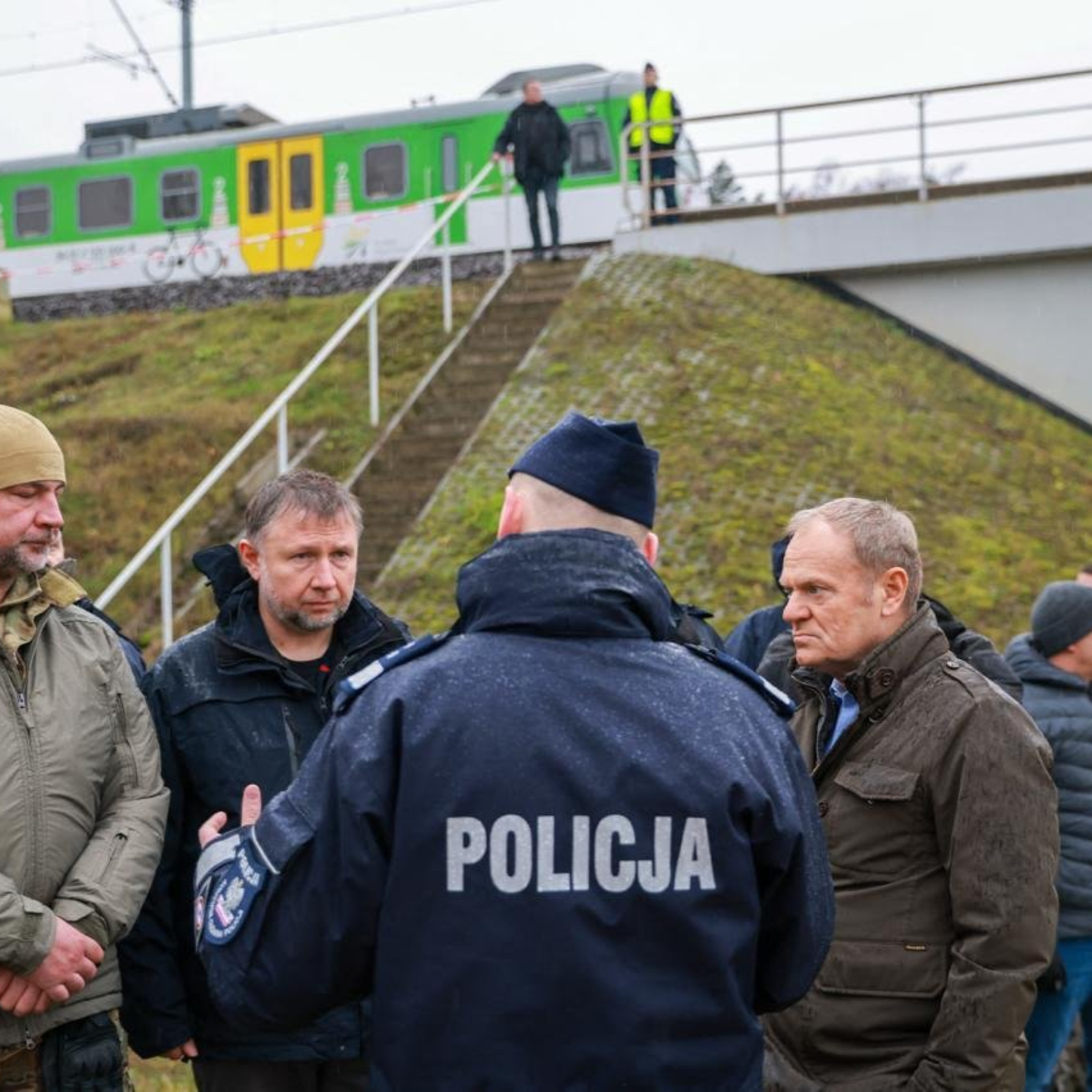Rusko zesiluje sabotážní útoky v Evropě: po obchodních domech a dronech i železnice. Co přijde dál? episode artwork