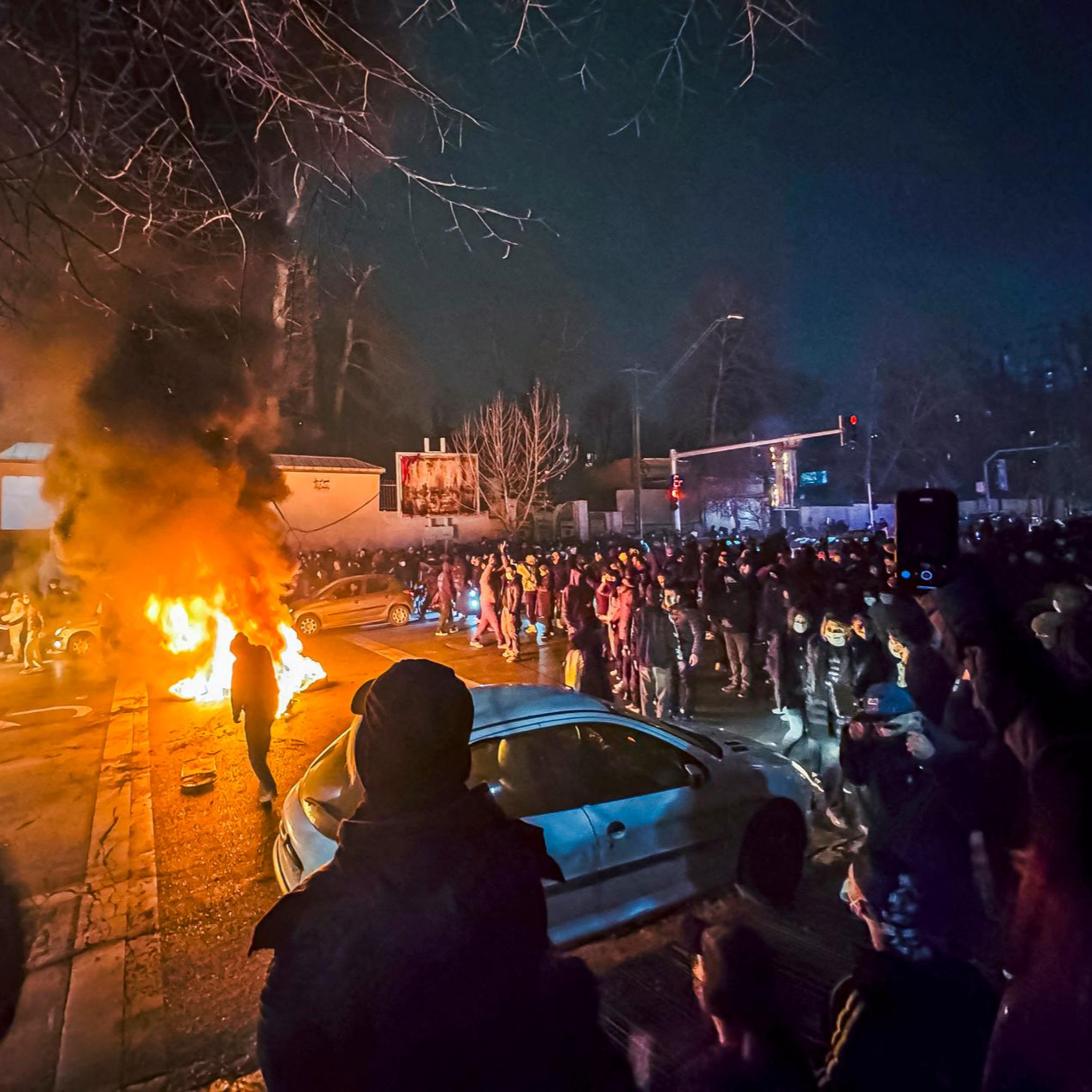 Potlačení protestů v Íránu neznamená, že je režim udržitelný. Spíš než převrat přijdou změny zevnitř episode artwork