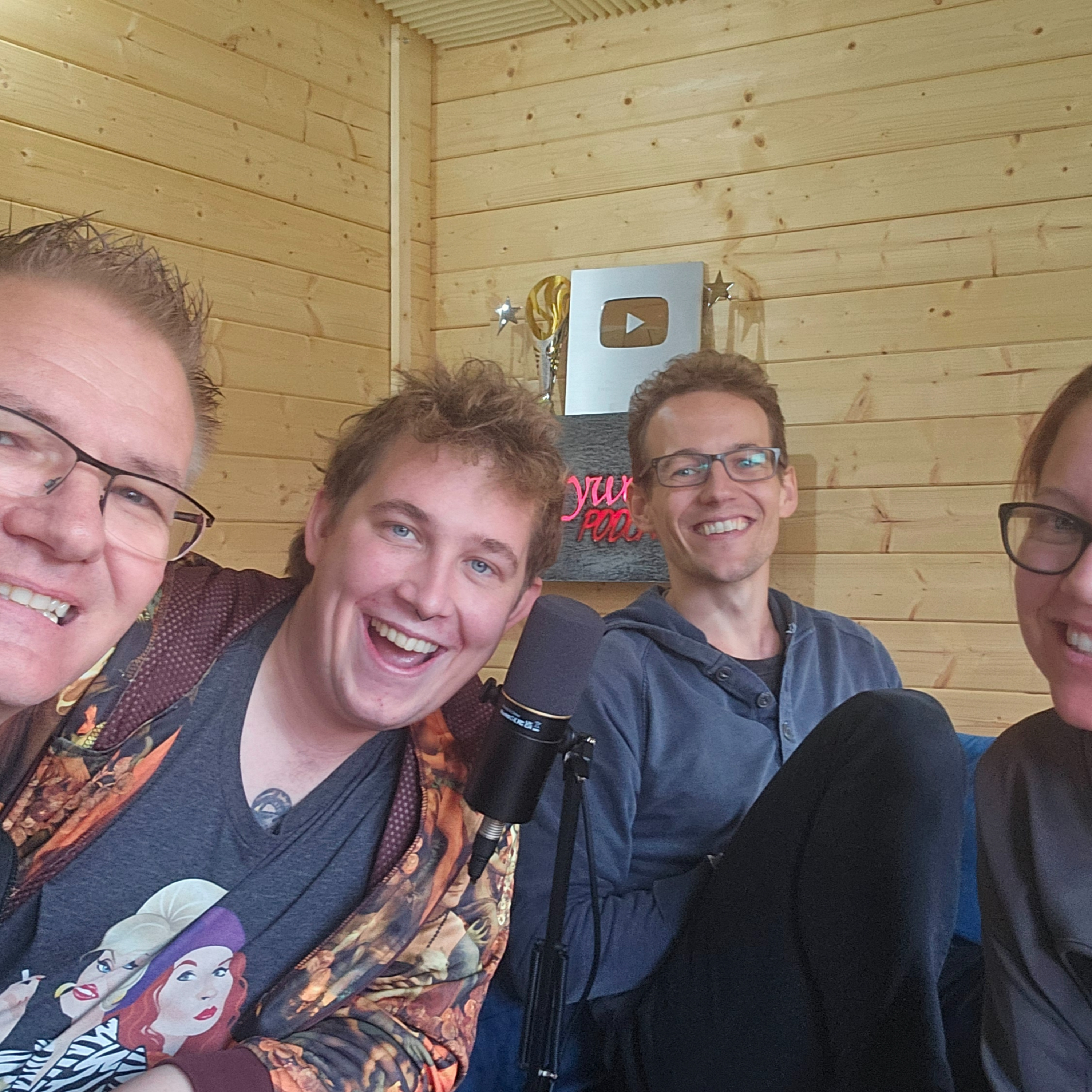 #130 The LKG Trio – Black & White, Music Videos & Chaos in the Shed! episode artwork
