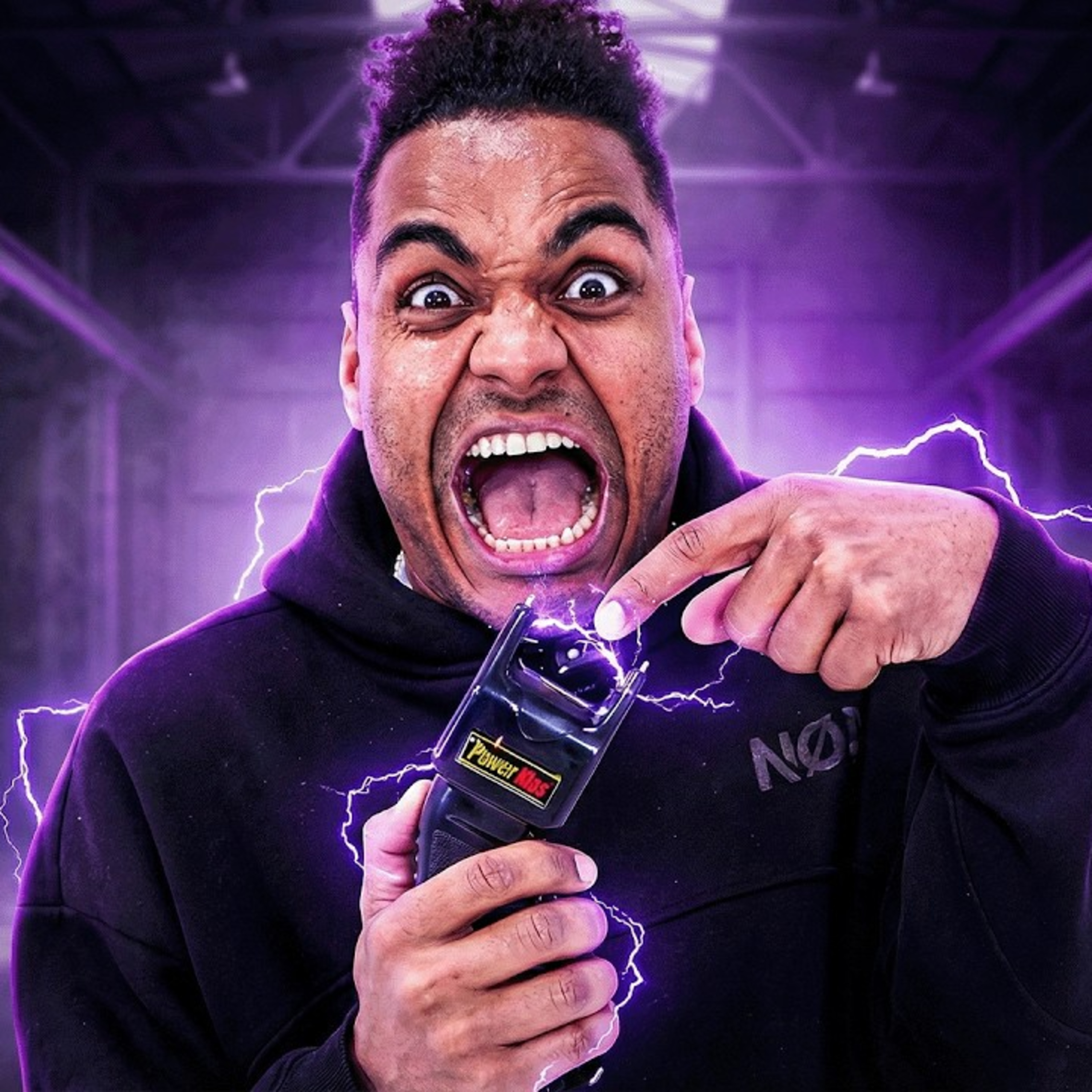 ch teste VERBOTENE AMAZON PRODUKTE! ❌🔥 (FlAMMENWERFER...) episode artwork