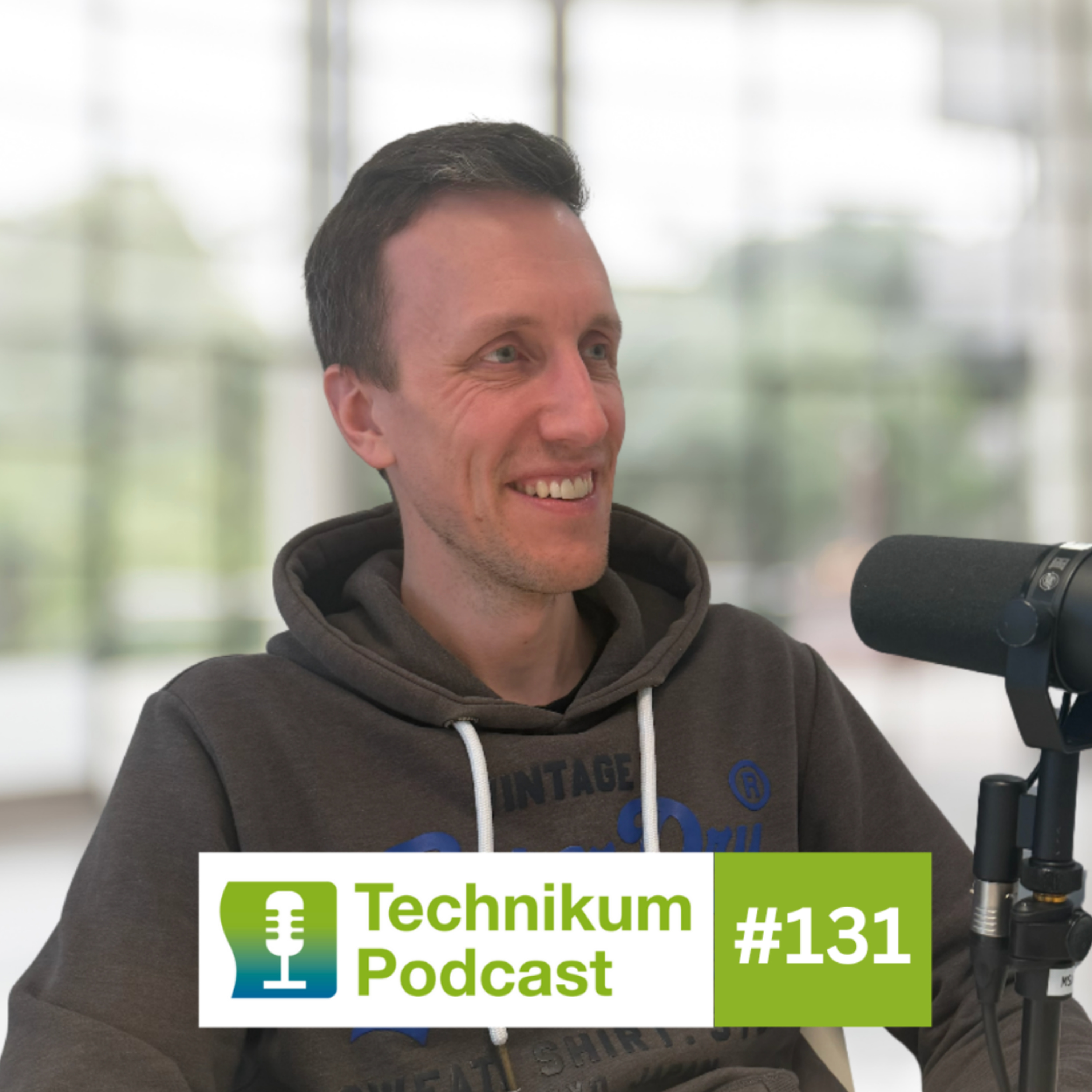 Kreativität, Technik und menschzentrierte Gestaltung: Der neue Master Creative and Human-Centered Technology (#131 Benedikt Salzbrunn) episode artwork