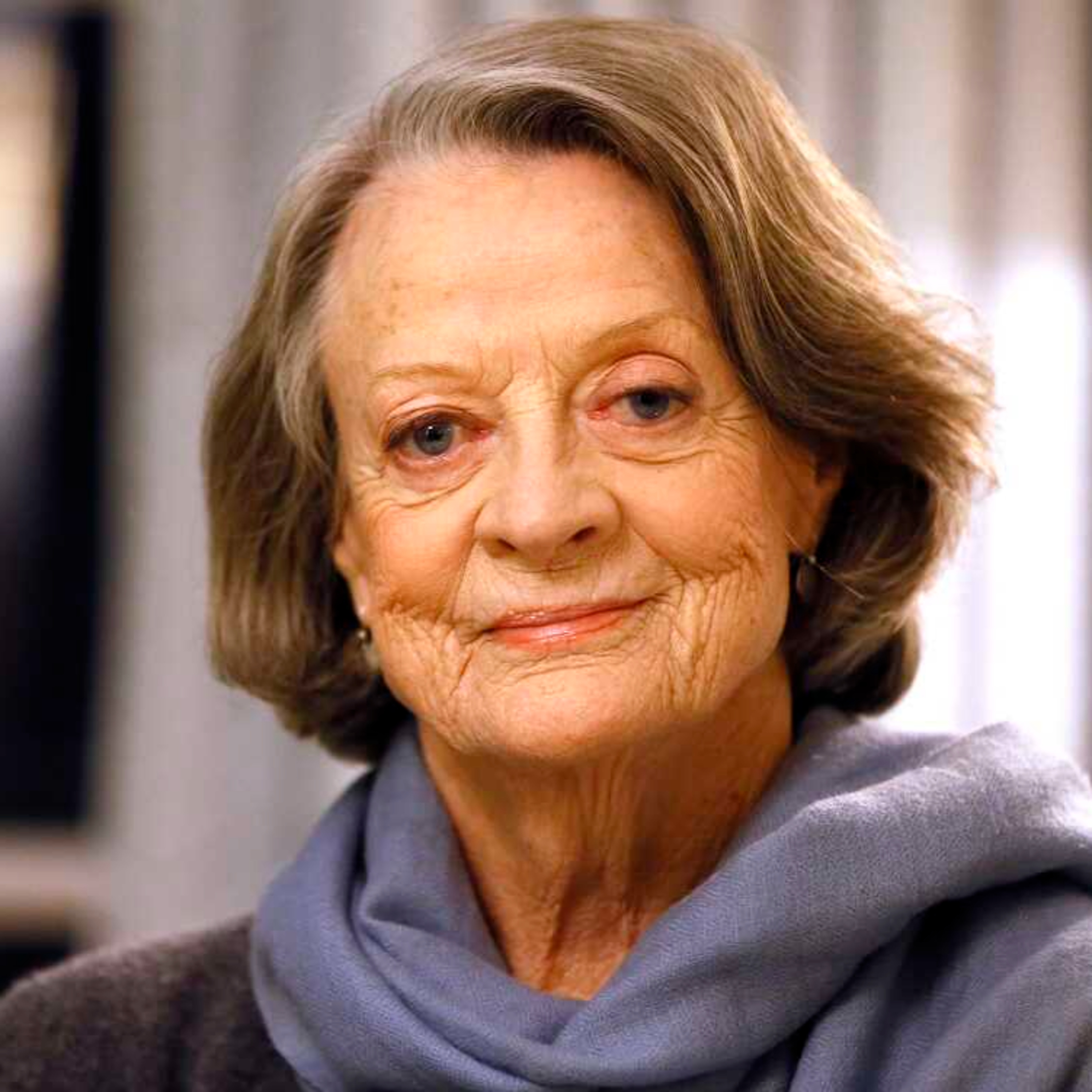 Remembering Dame Maggie Smith: A Tribute to the Legendary Actress episode artwork