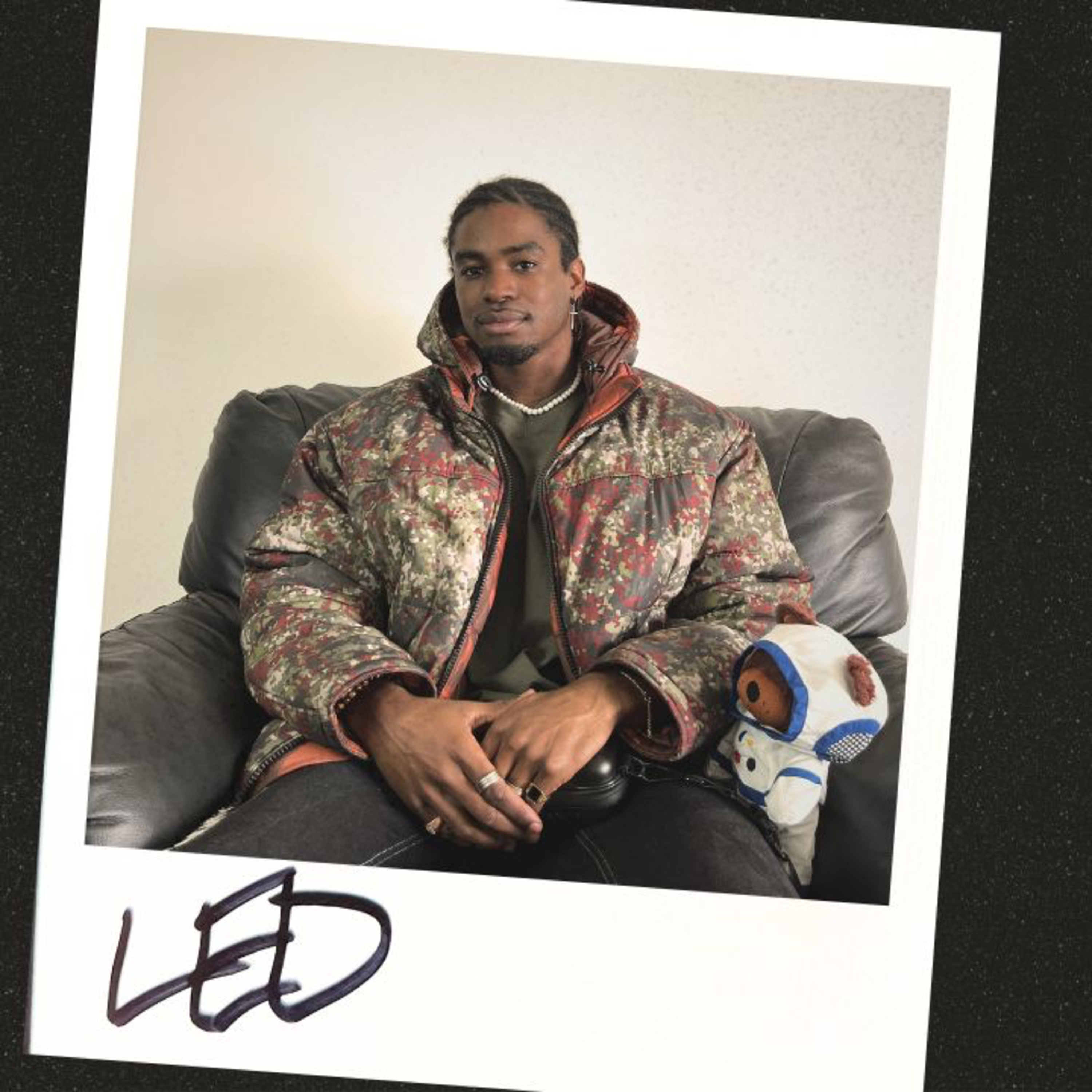BEING GENUINE AND STAYING HUMBLE SHOULDN'T BE AN ISSUE with LED | Dupl+s 1x09 episode artwork