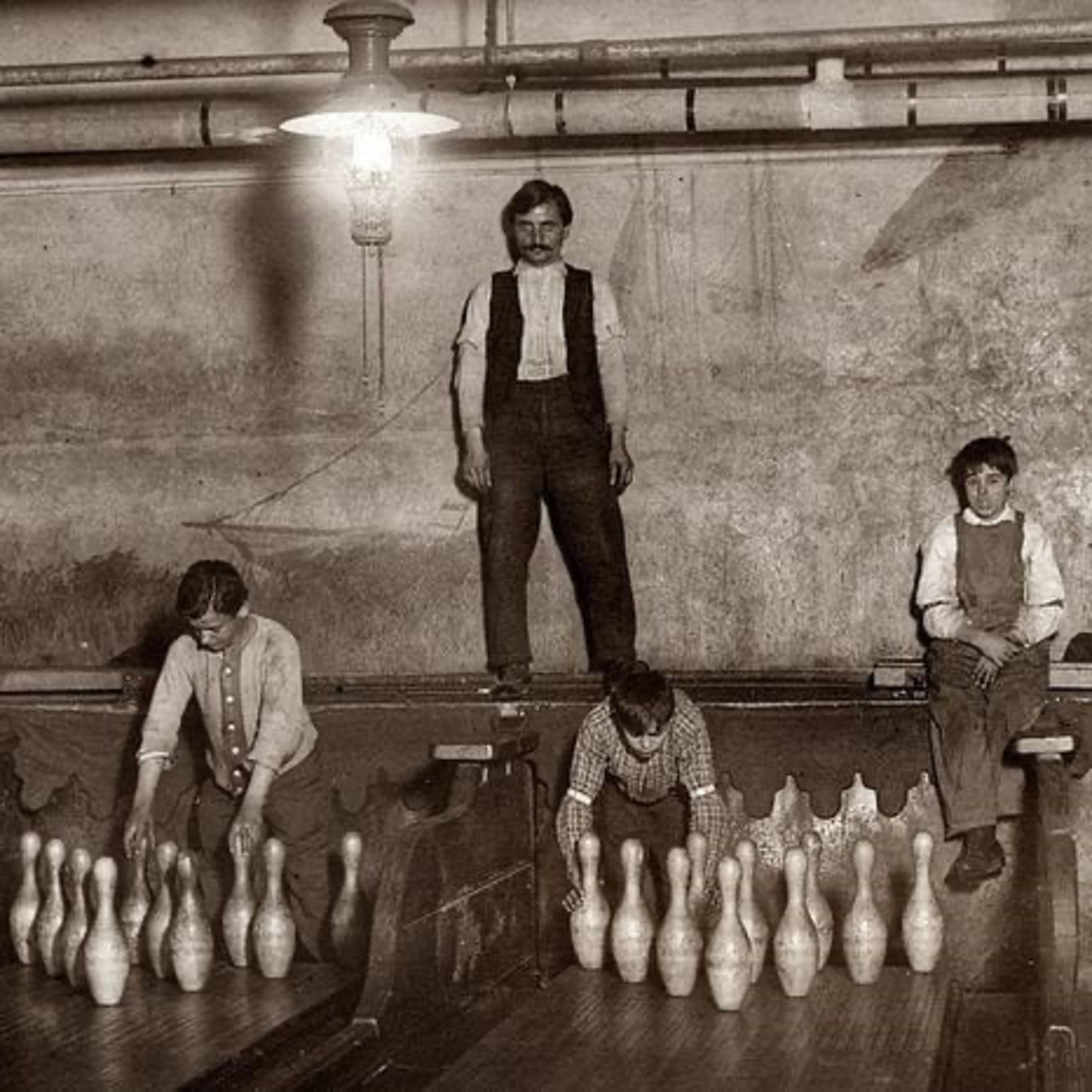 S2 #16: Bowling: A Global History episode artwork