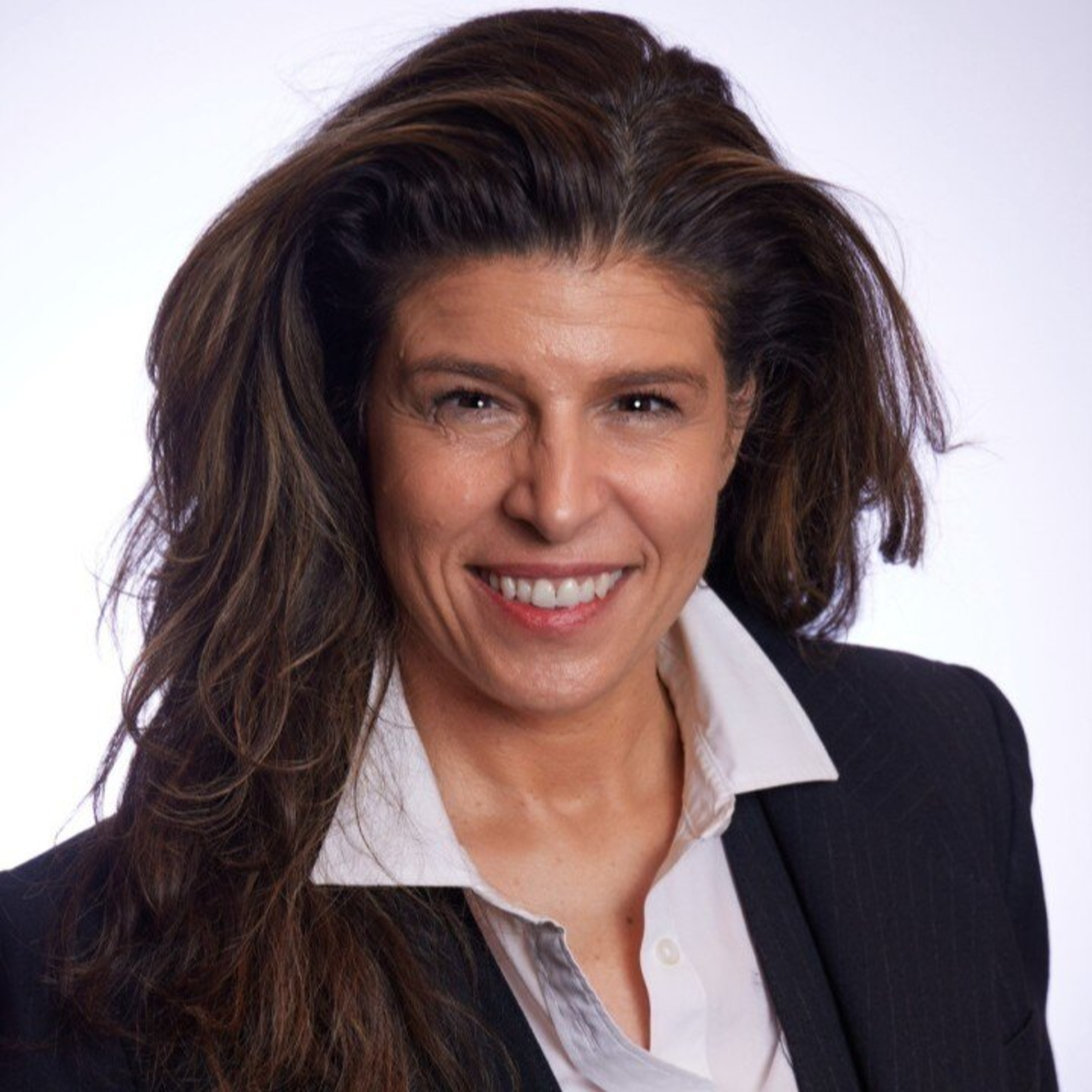 Elizabeth Lages, Chief People and Culture Officer at Flexera episode artwork