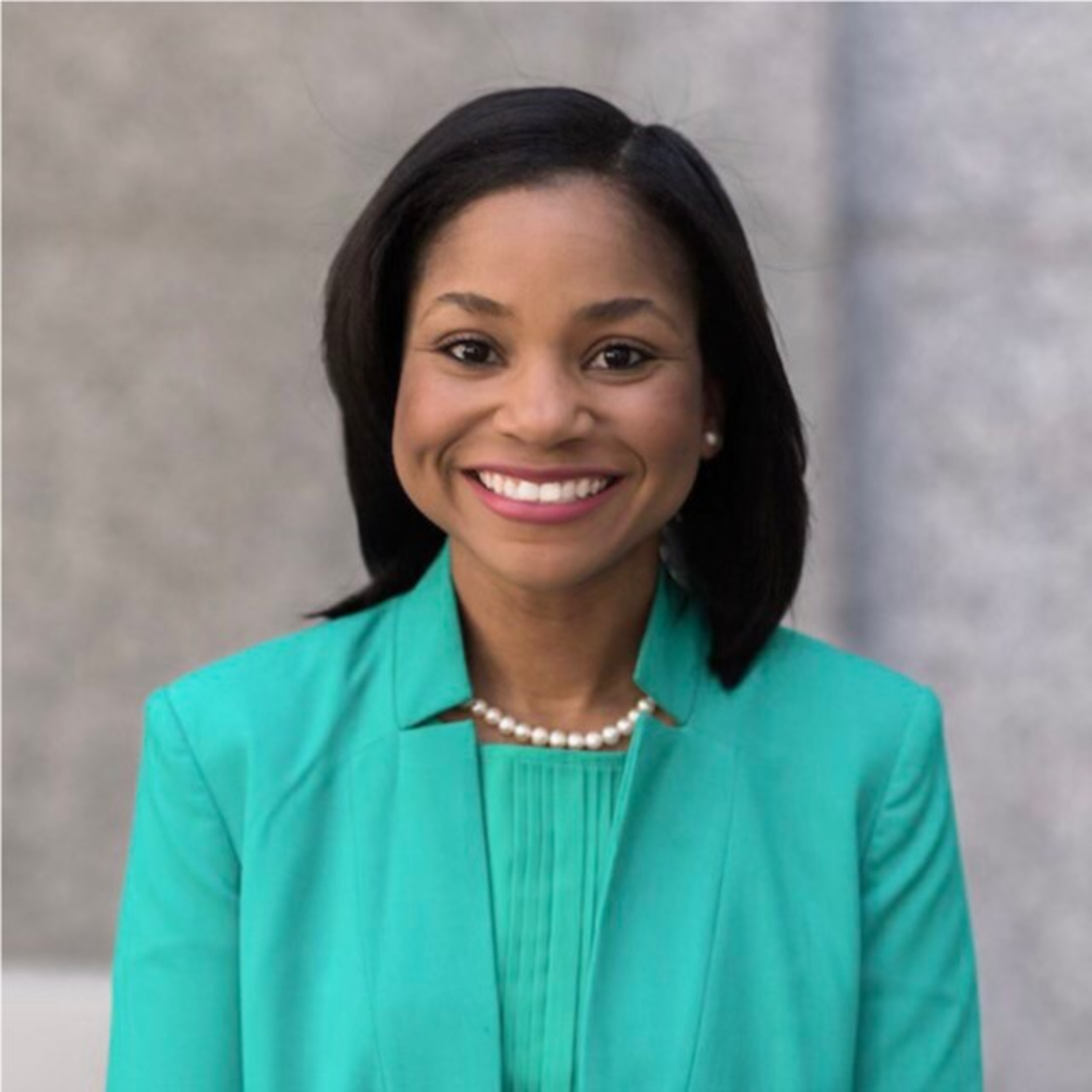 Ashleish Alexander, Director of Employee Benefits at Lifepoint Health episode artwork