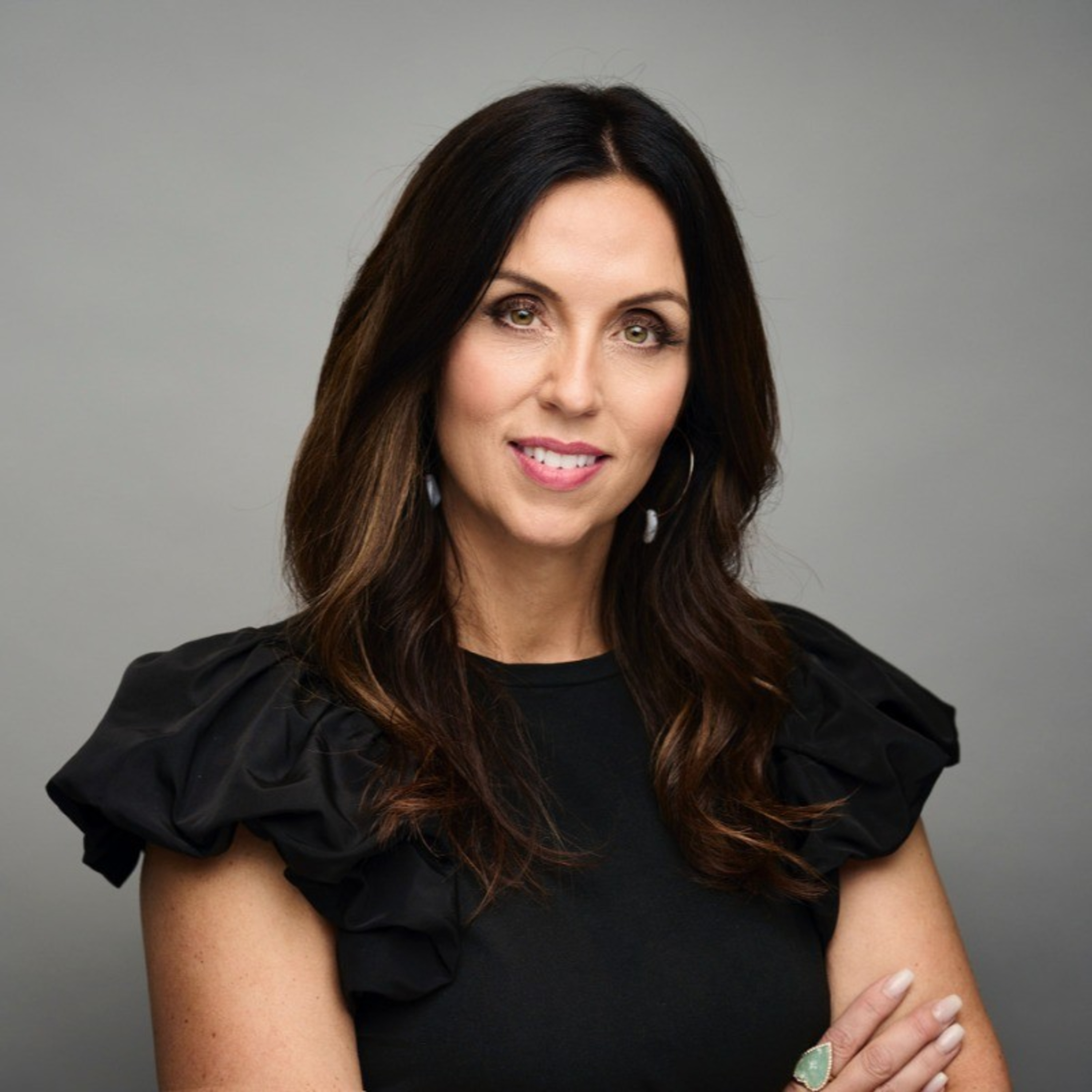Lizzie Garner, Chief People Officer at ClearChoice Dental Implant Centers episode artwork