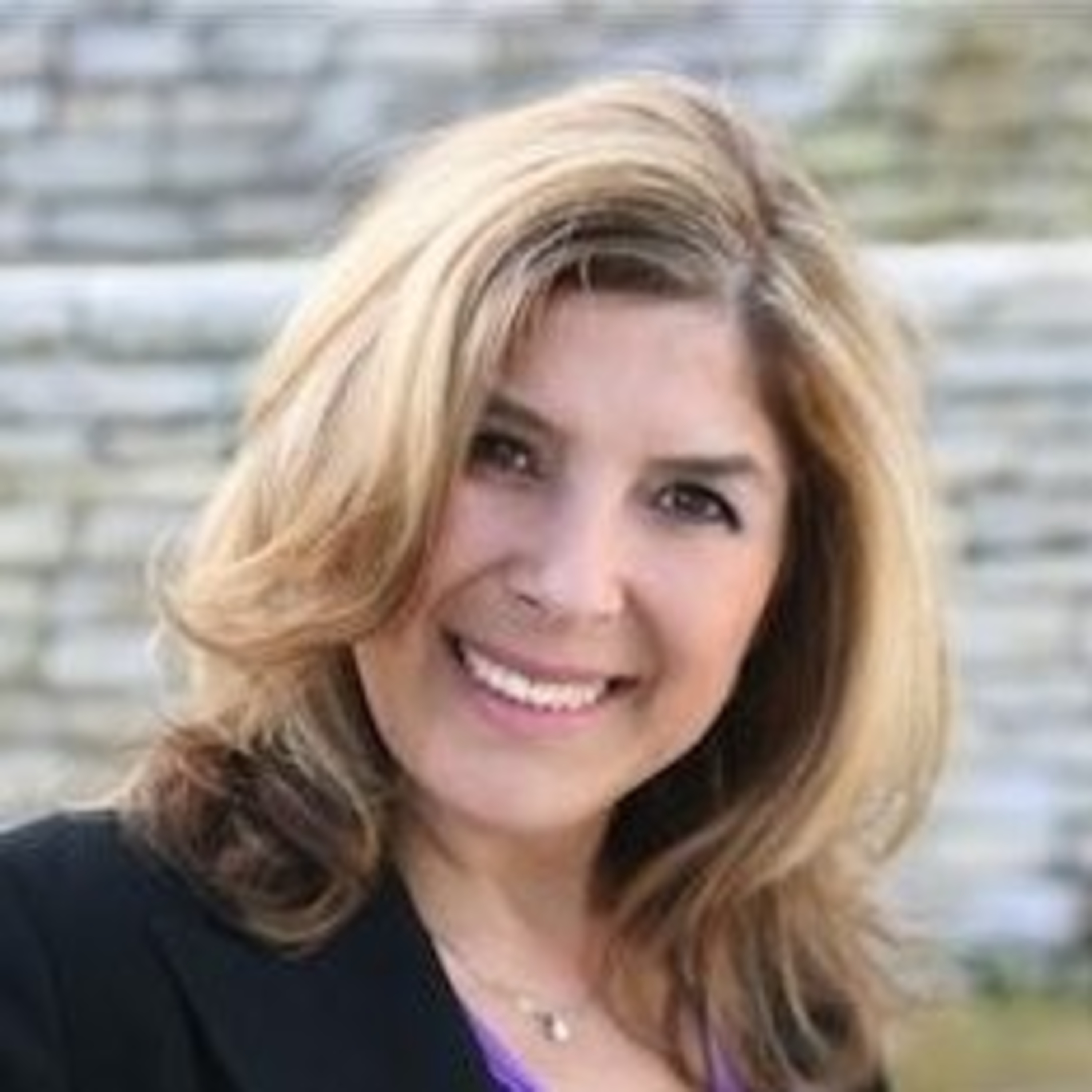 Silvia Van Dusen, Executive VP, CHRO at LinQuest episode artwork