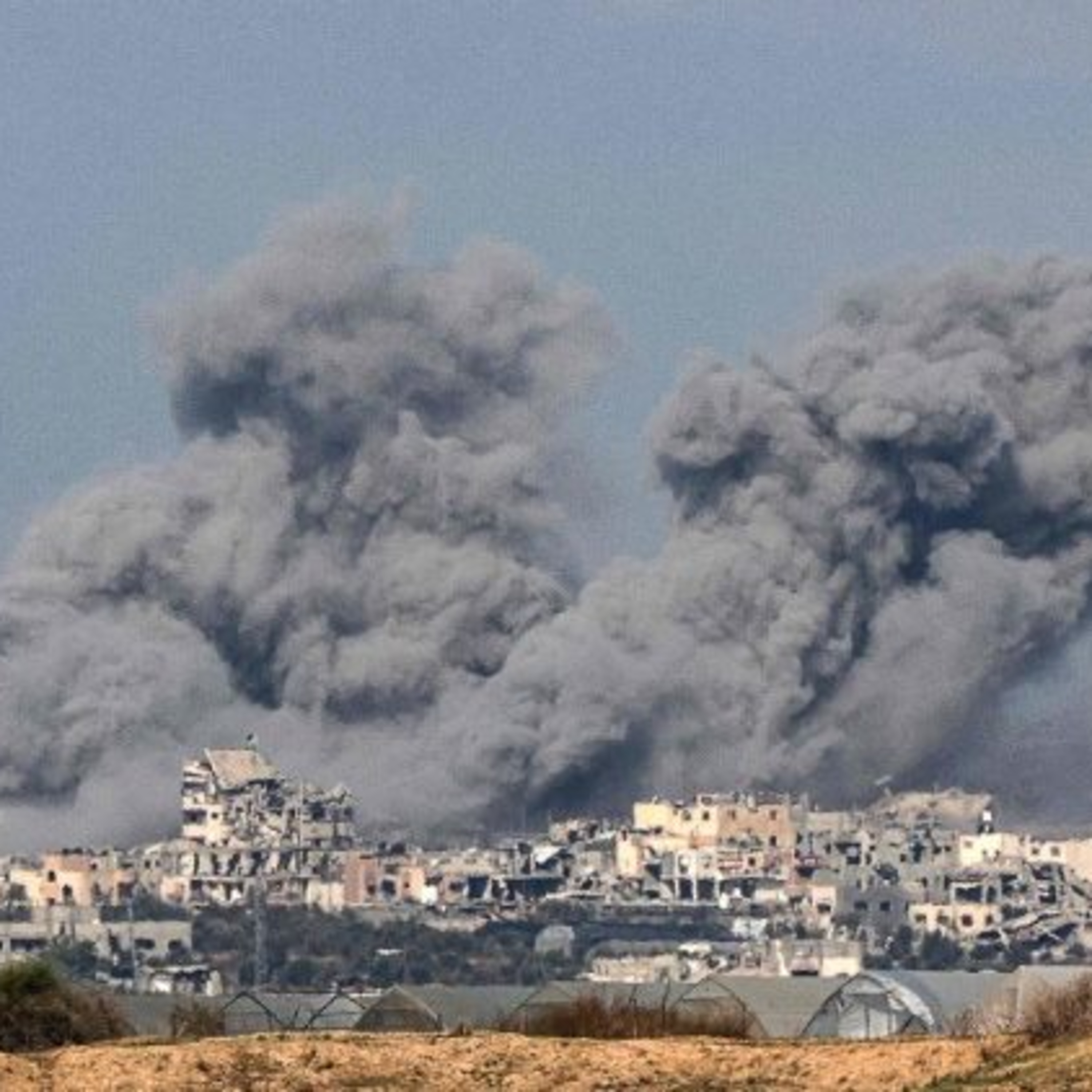 War Zones: Understanding Ukraine and Palestine episode artwork