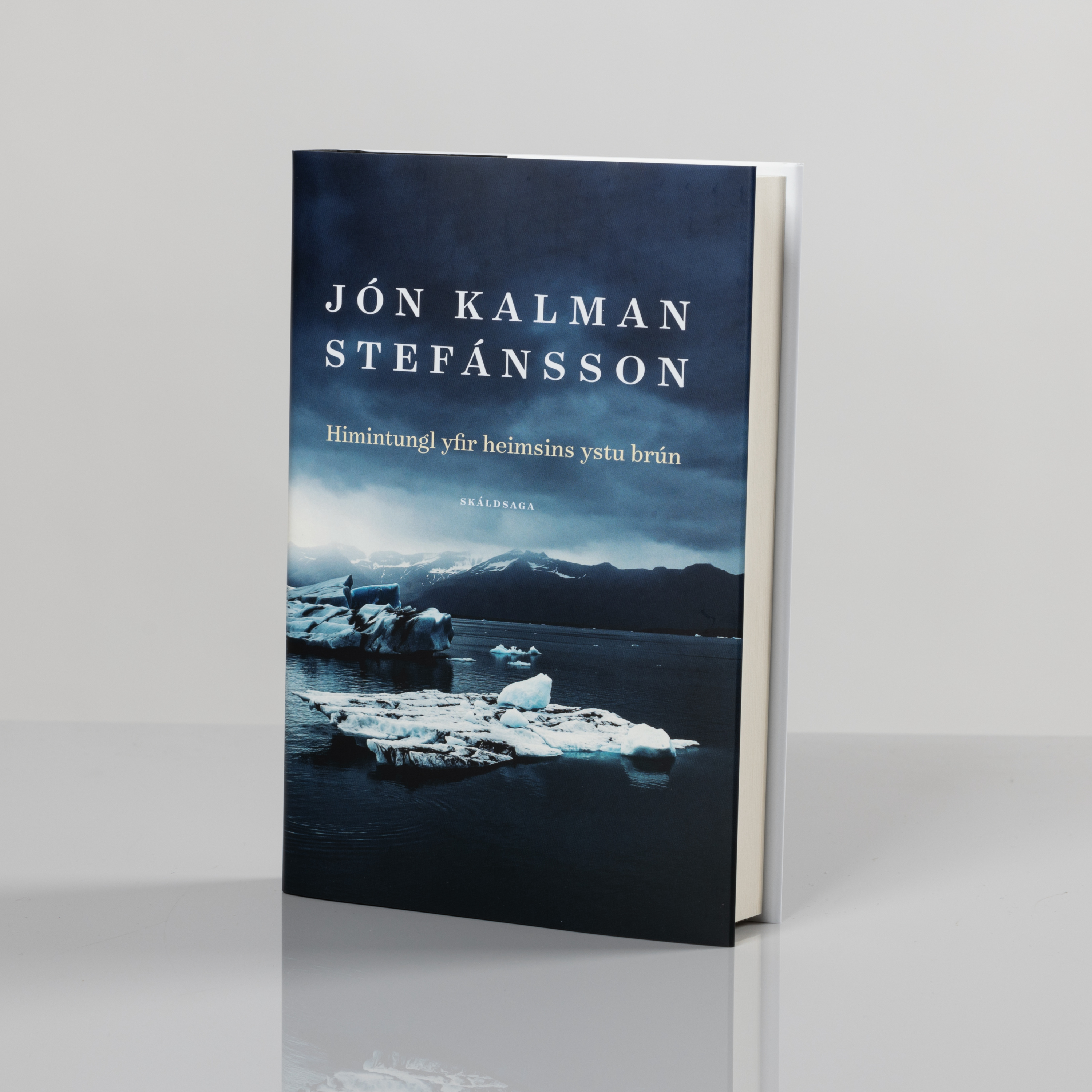 Jón Kalman Stefánsson spjallar um Himintungl yfir heimsins ystu brún
