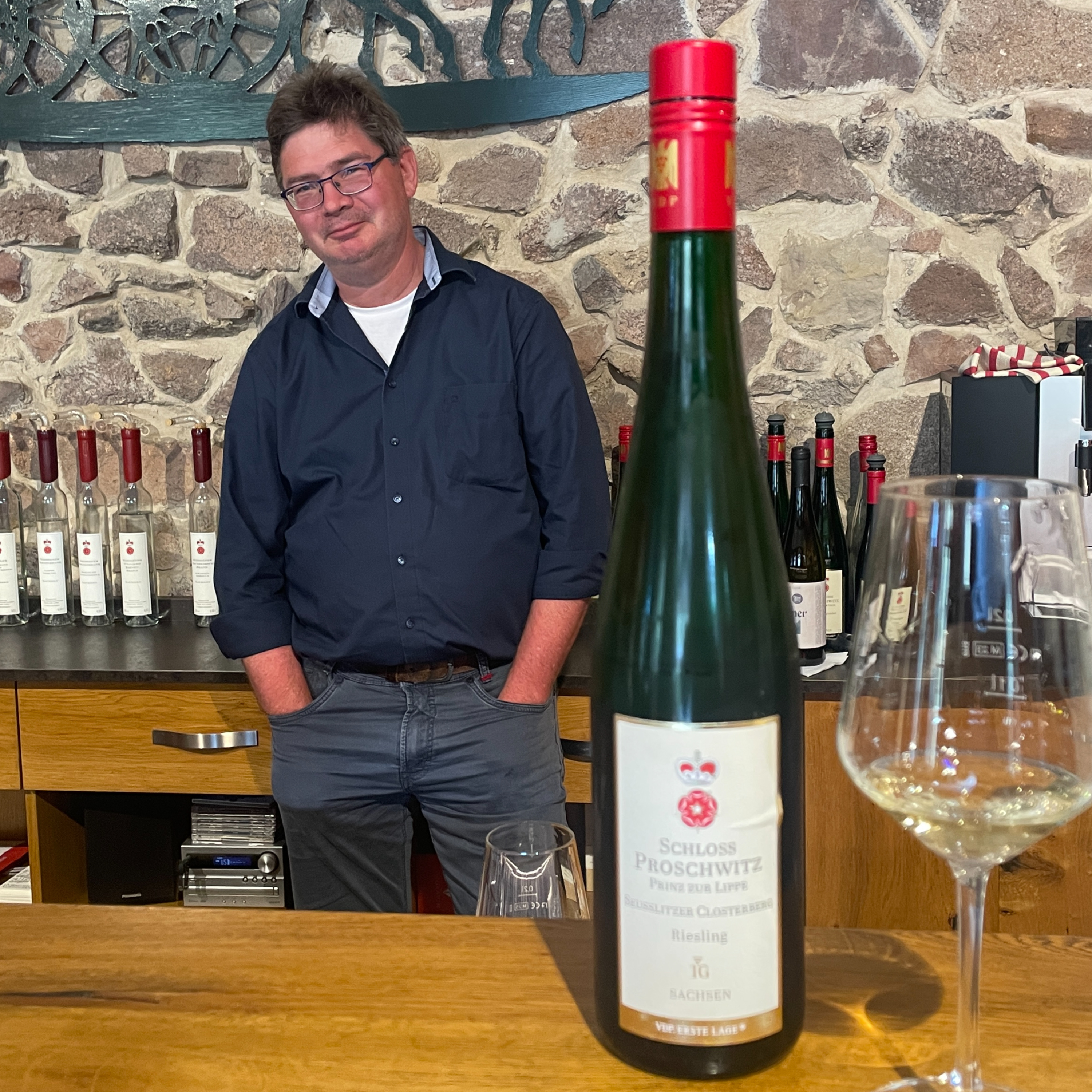 "The Future is East" - Björn Probst, winemaker at VDP. Weingut Schloß Proschwitz (Germany, Saxony) episode artwork