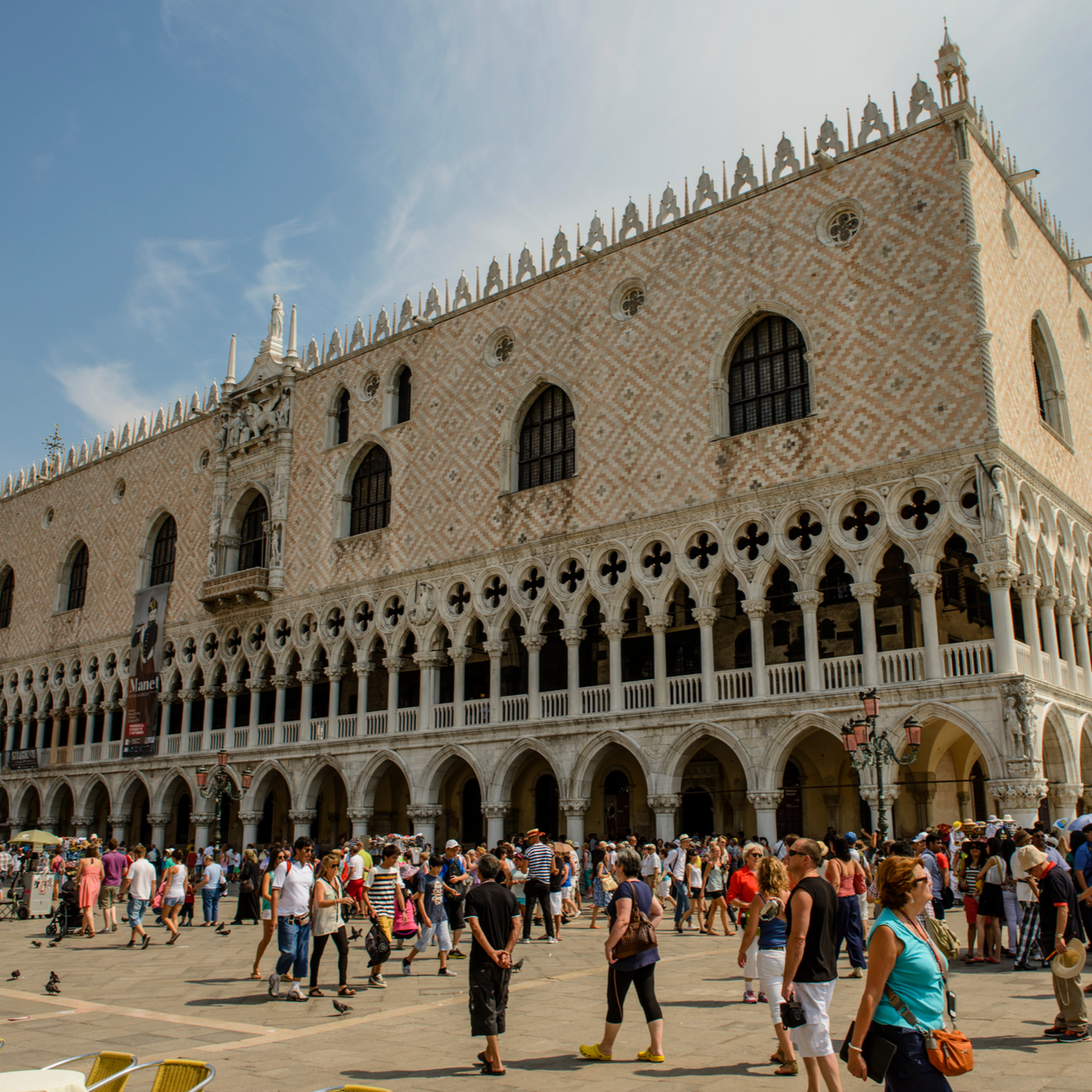 VENICE - Doge's Palace (exterior) - guided tour of Venice (English) episode artwork