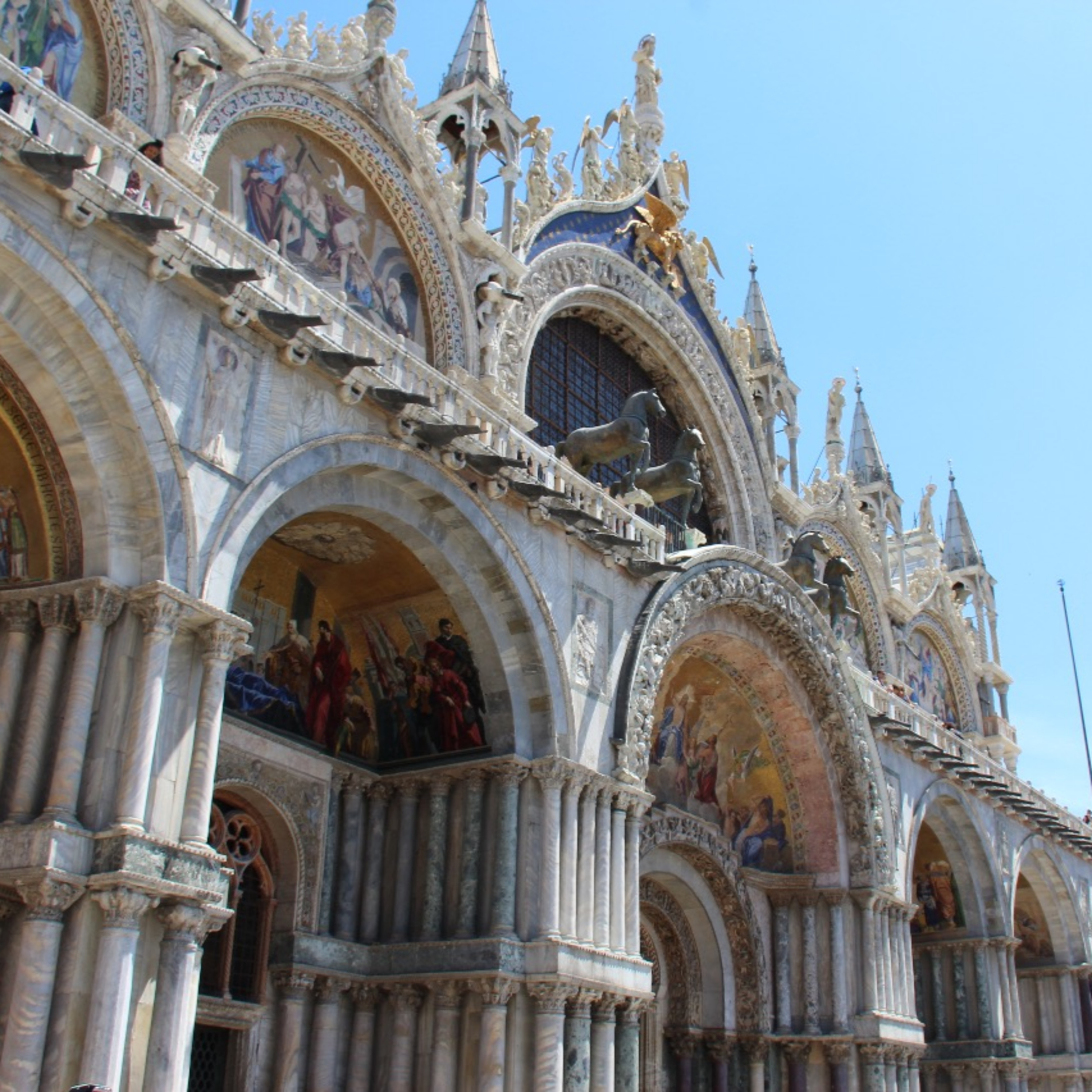 VENICE - St. Mark's Basilica (exterior) - guided tour of Venice (English) episode artwork