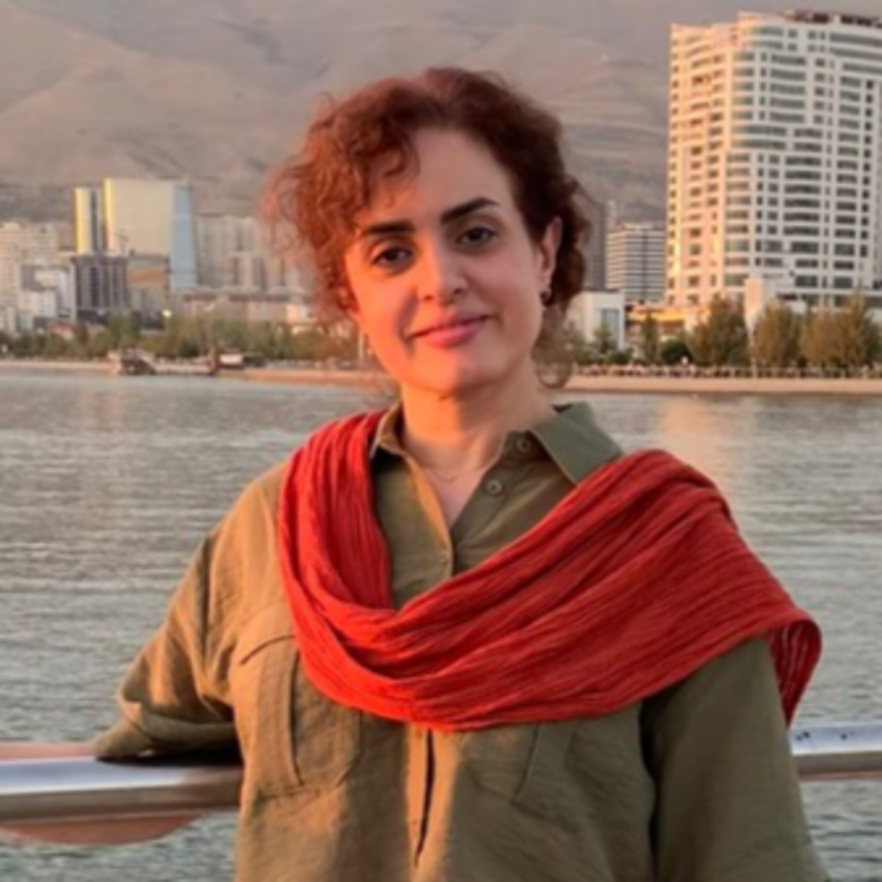 کاور کودک درونی که بالغ نشد || پریسا