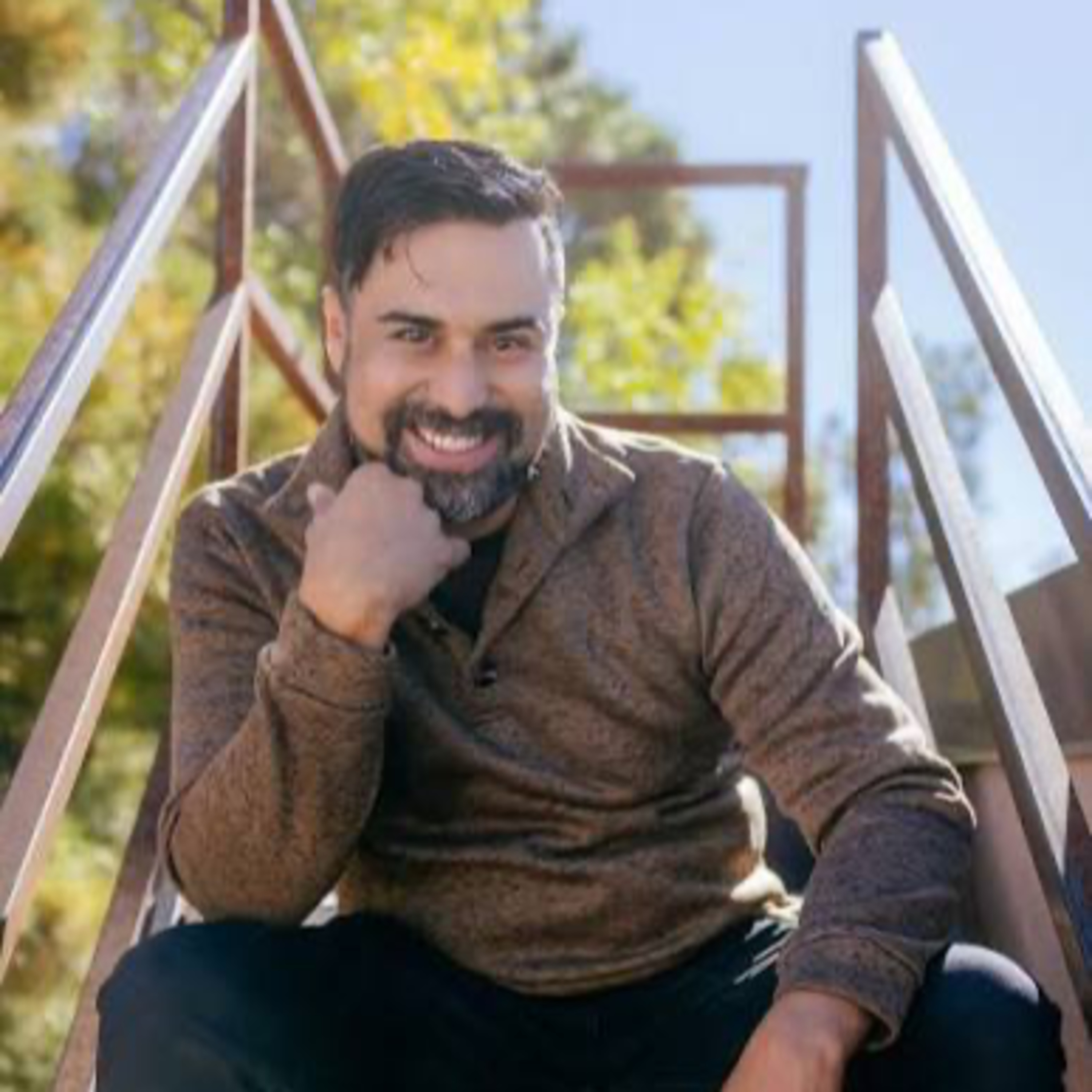 New Mexico's Rising Filmmaker: Julian Nunez Shares His Story episode artwork