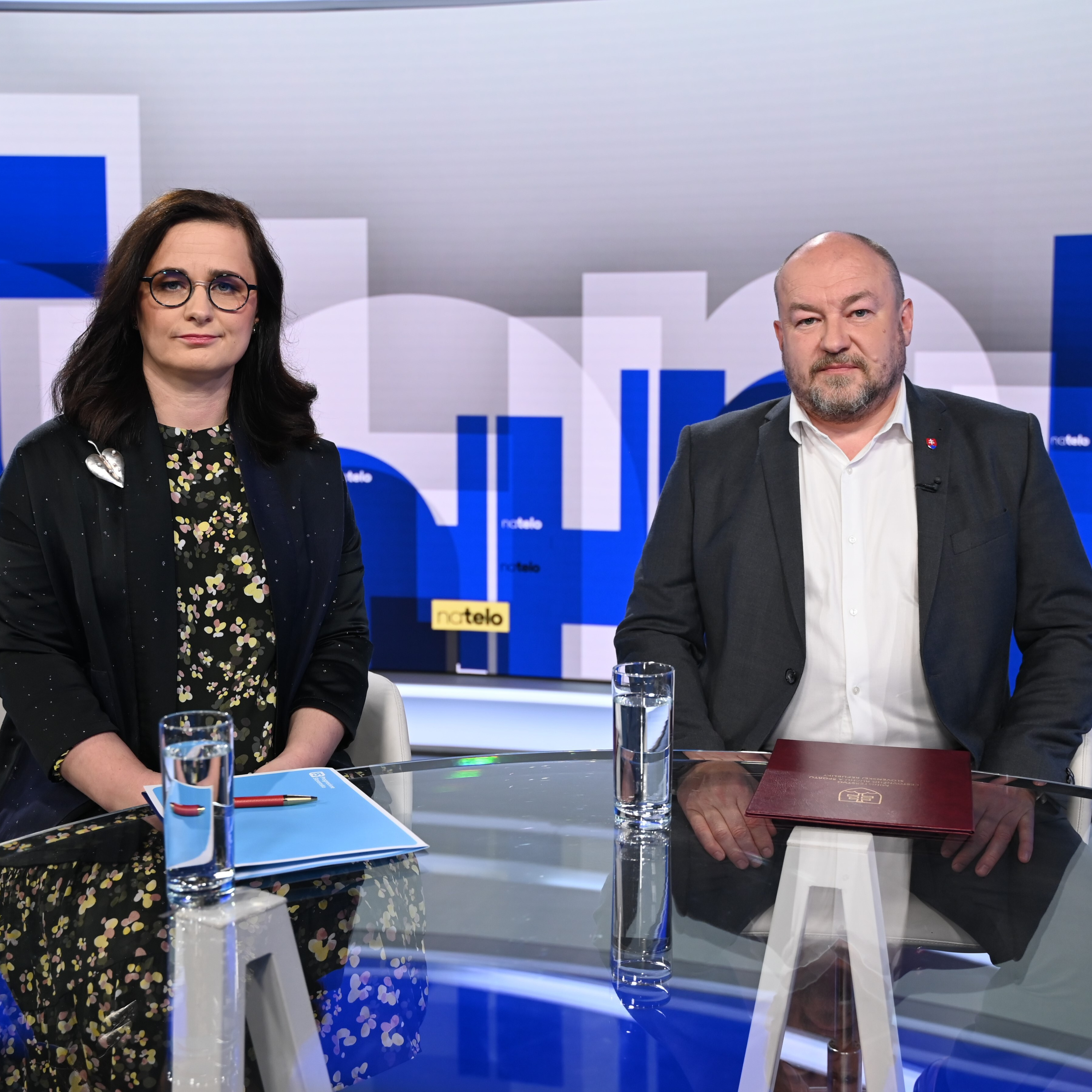 Na telo (1. 6.): Rudolf Huliak (Národná koalícia) a Zuzana Mesterová (PS) episode artwork