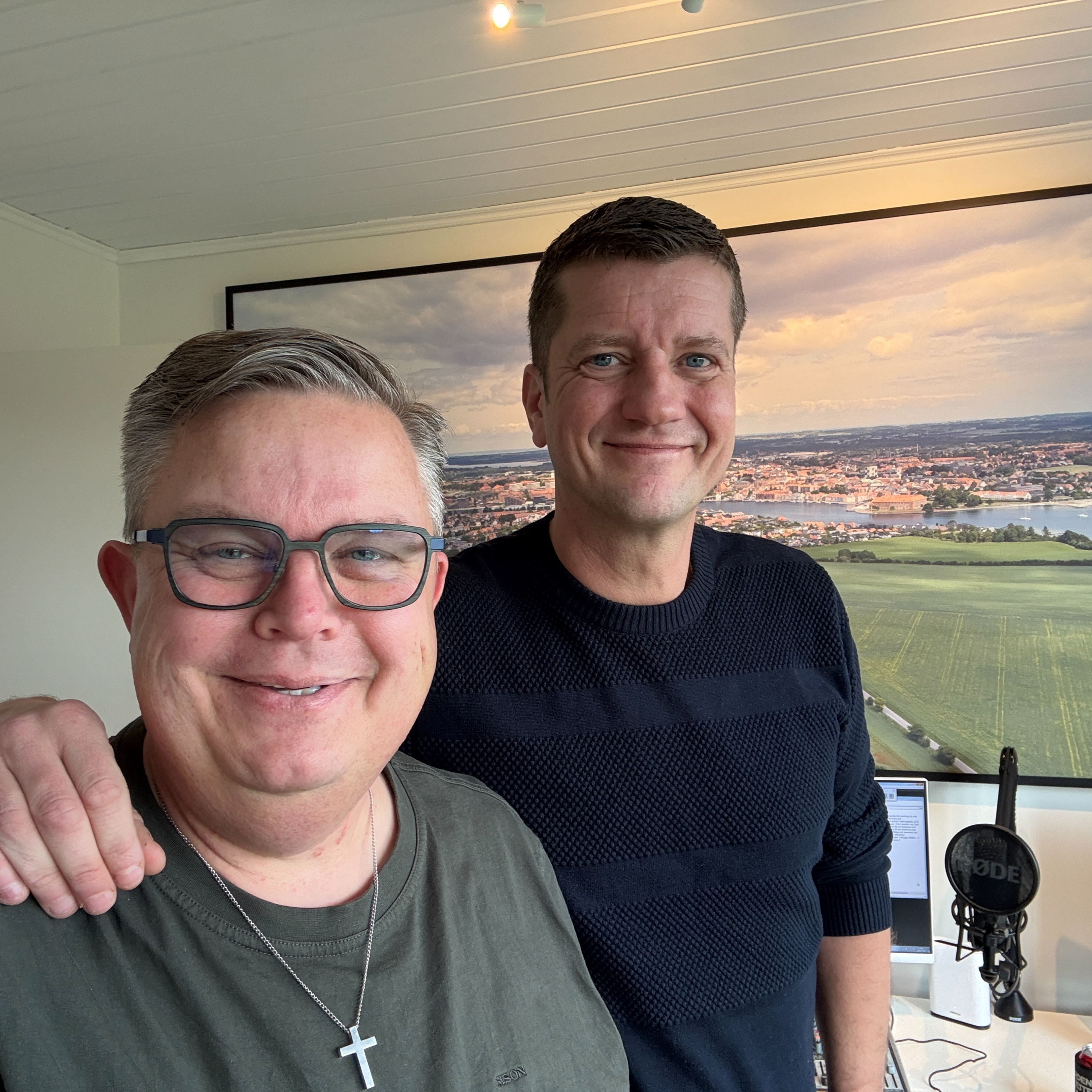 Portræt | Fra teolog til CEO - Fra Færøerne til Sønderborg episode artwork