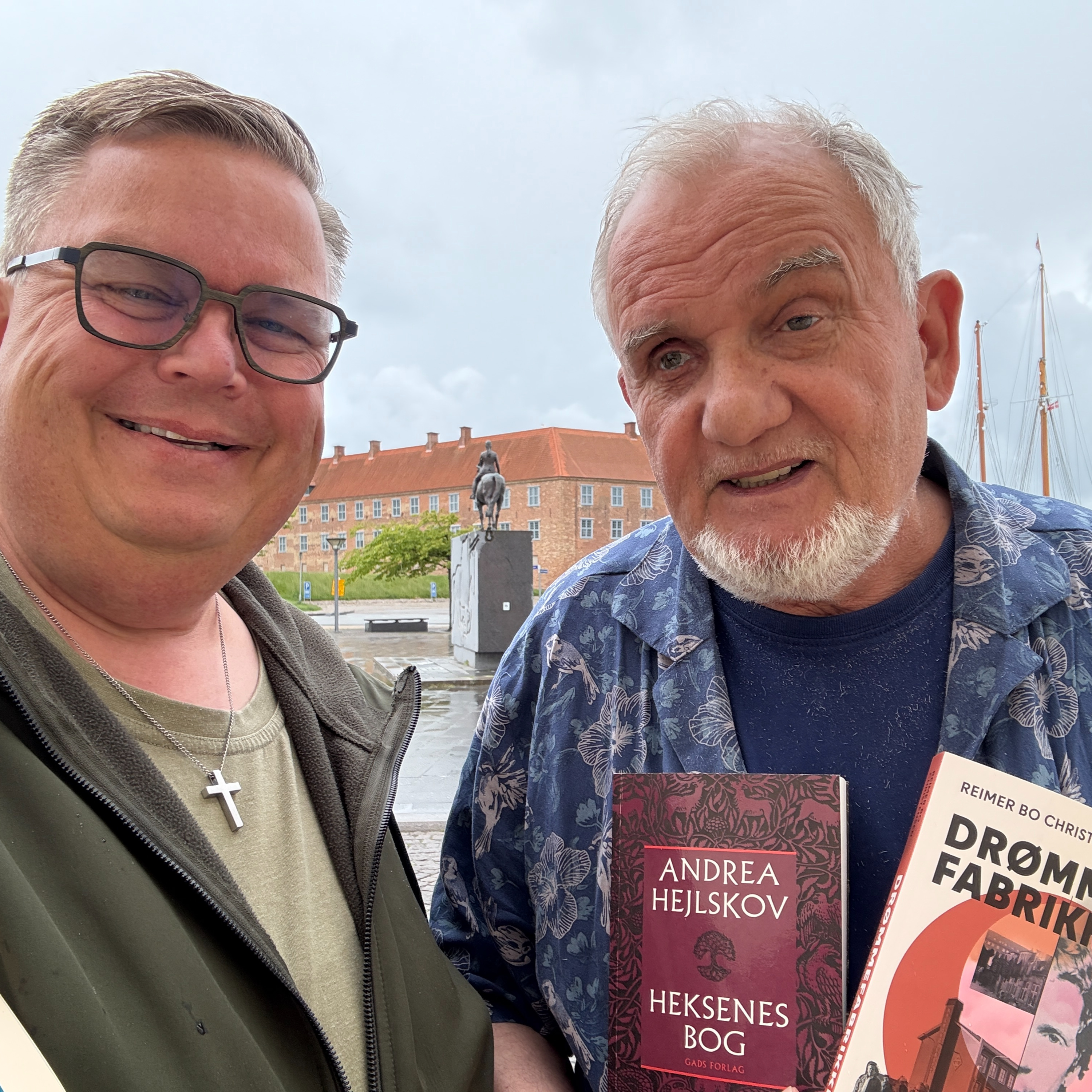 Bibliofil og Æresborger episode artwork