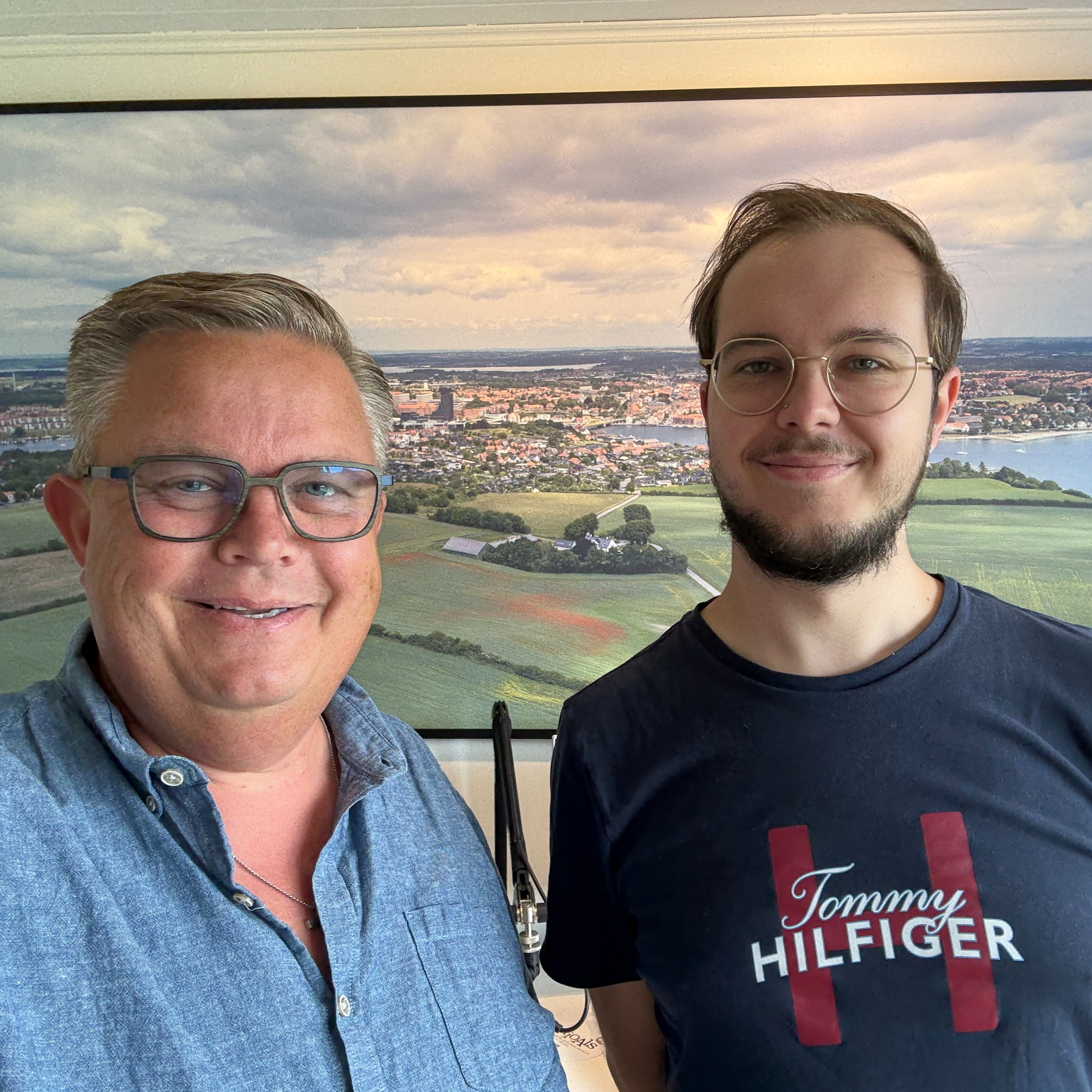 Hvorfor kan man ikke bare holde i hånd? episode artwork