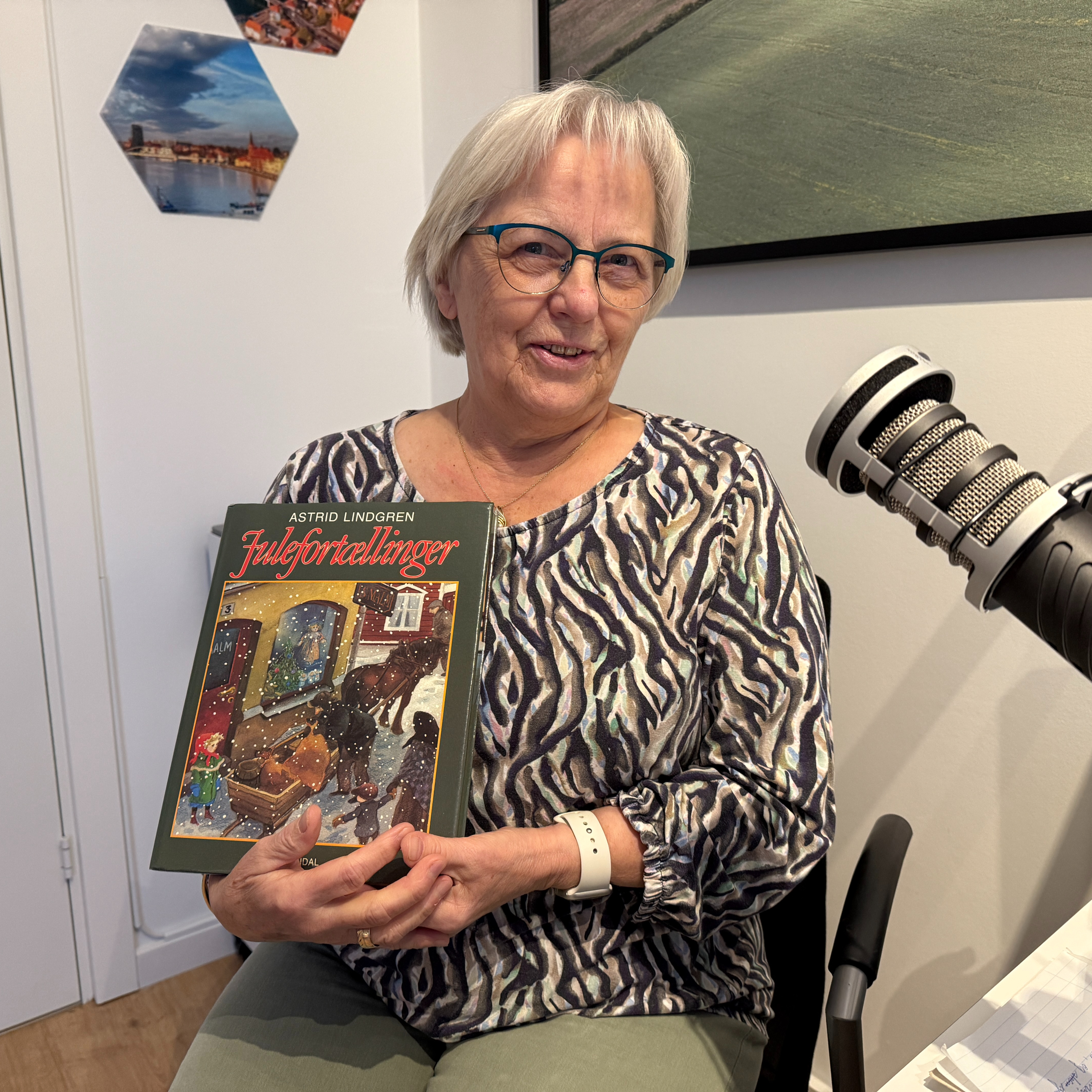Månedens bog med Grete - I juletiden skal der læses for børnene episode artwork